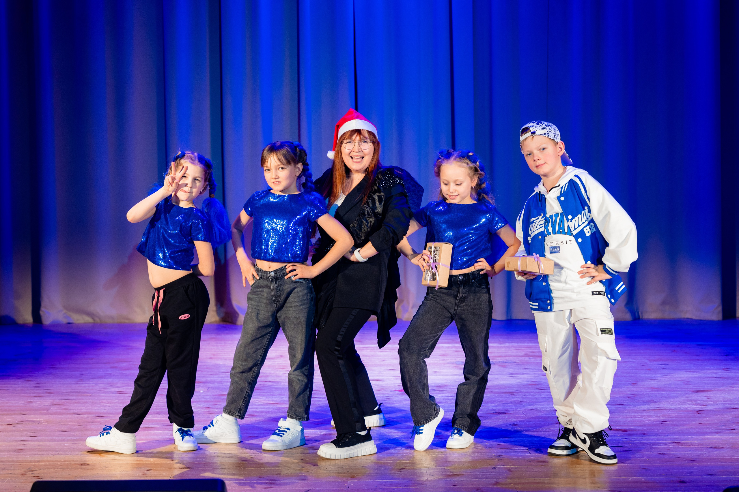 Концерт ДК Буривестник. Фотограф Никита Комаров