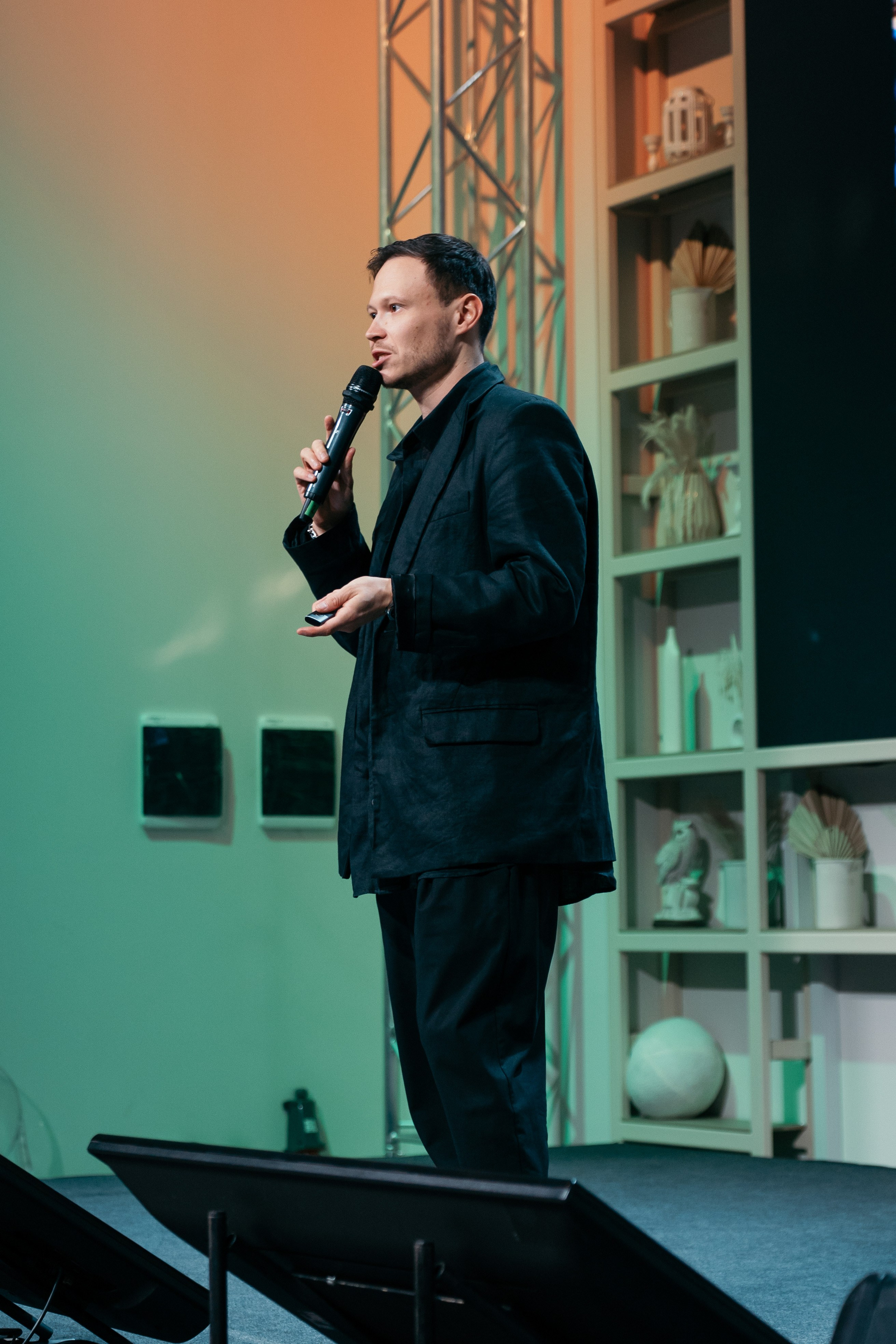 METOD Conf. Я занимаюсь событийной, свадебной, товарной, студийной… фотографией