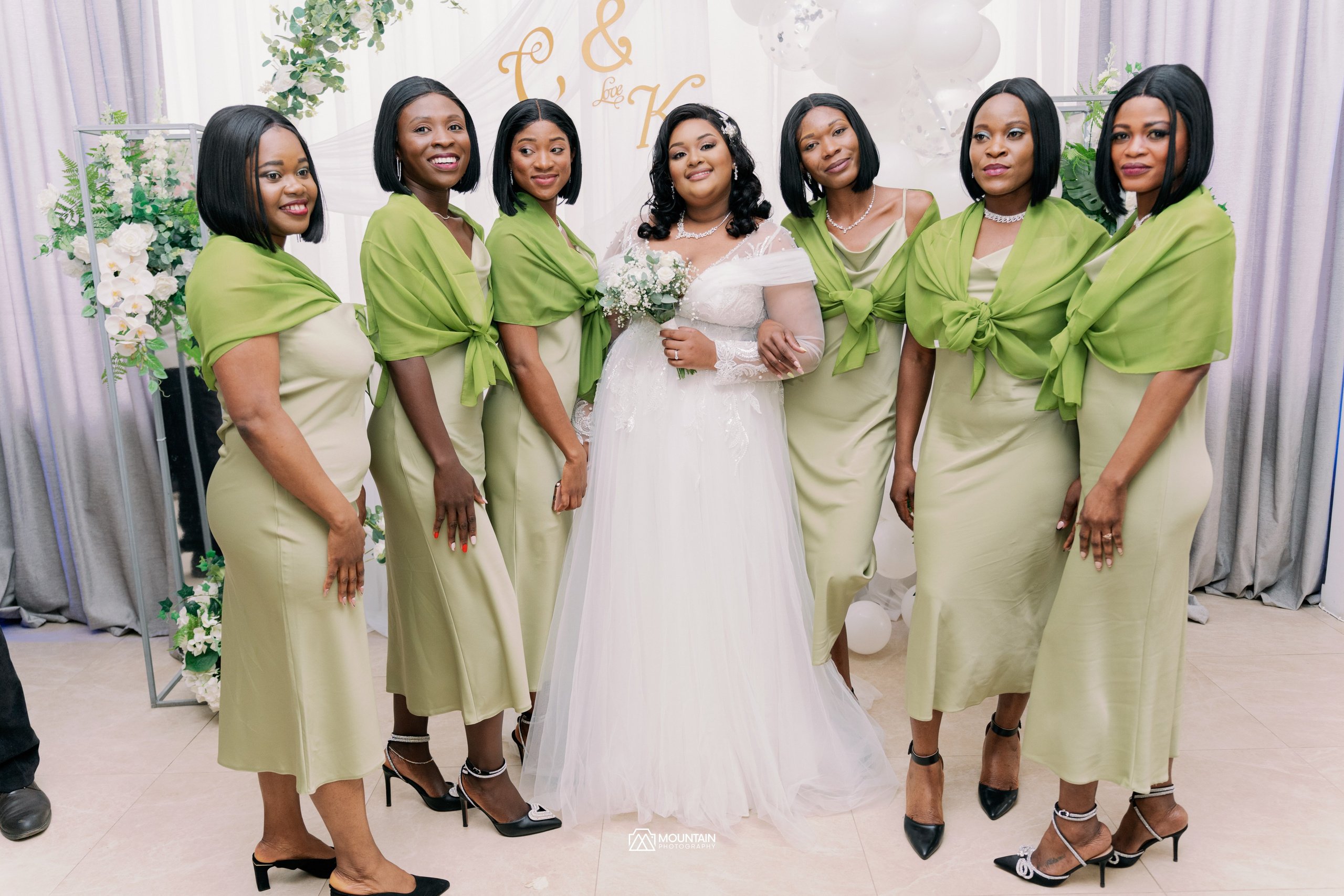 Cletus And Karabo. Я занимаюсь событийной, свадебной, товарной, студийной… фотографией