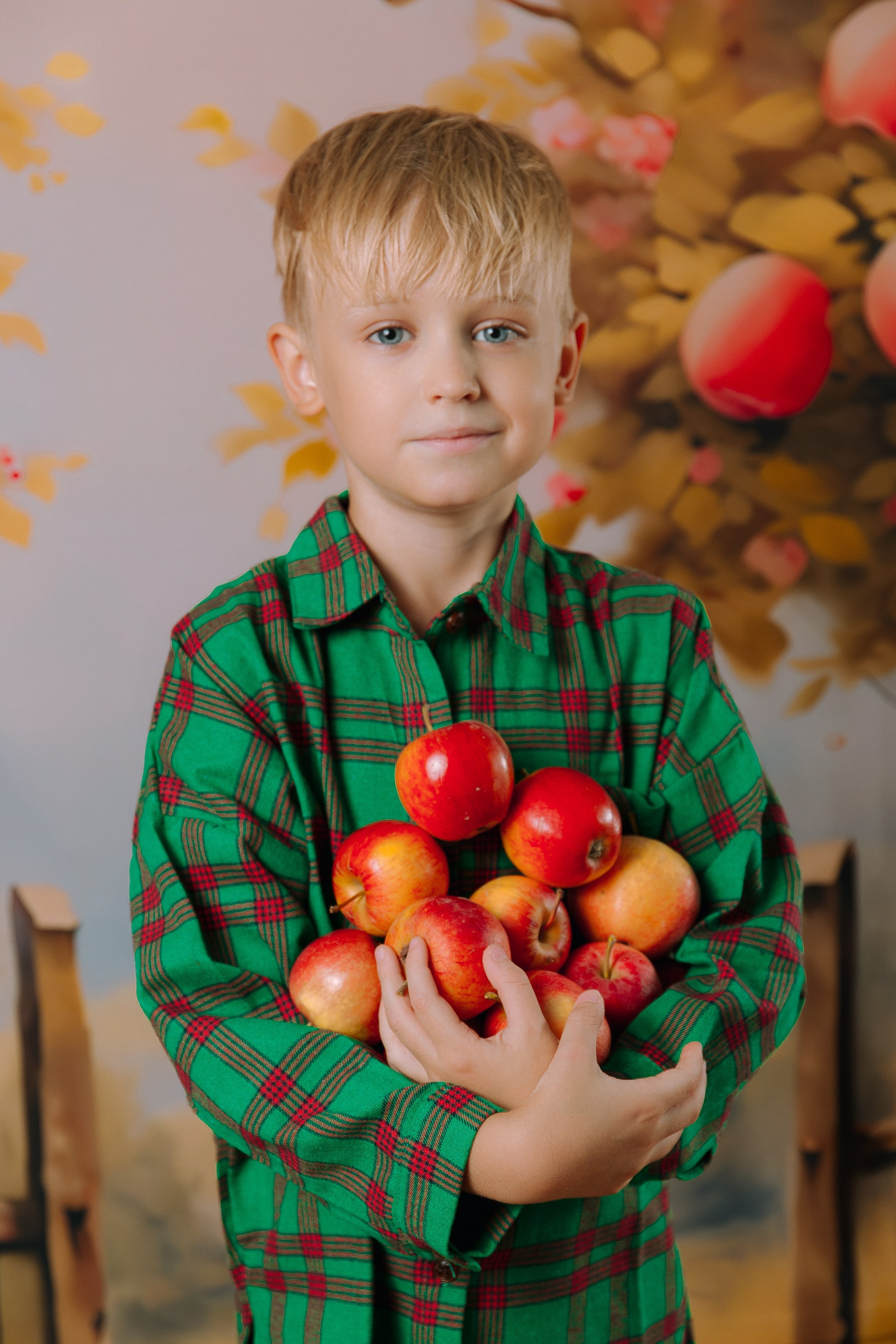 Яблочная осень. Выпускные альбомы Натальи Бутко: Новороссийск, Анапа, Геленджик