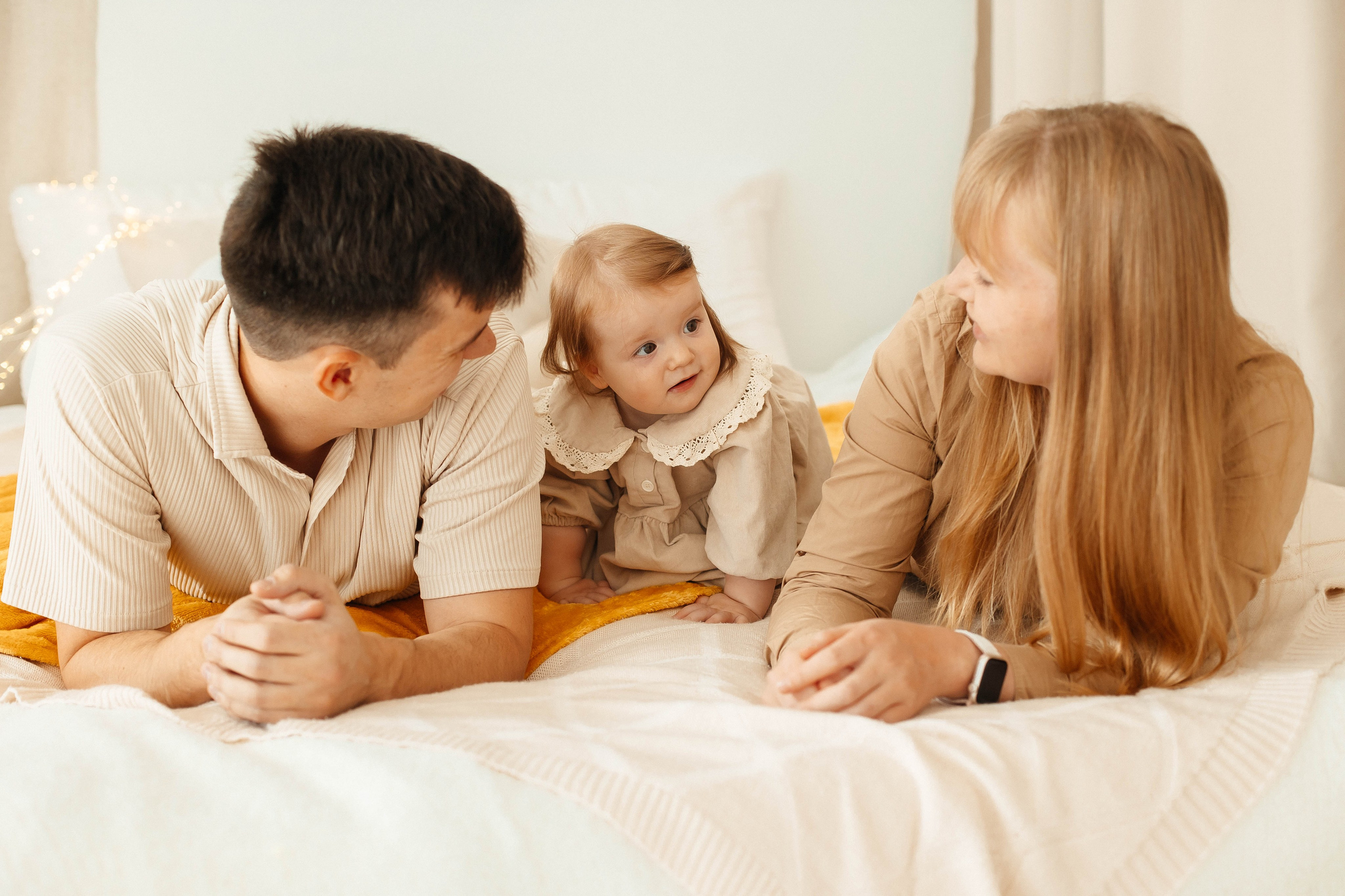 Лиза — 1 годик. «Первый год — первый праздник в кадре!». Виктория Ларина — Портретный профессиональный фотограф в Иркутске