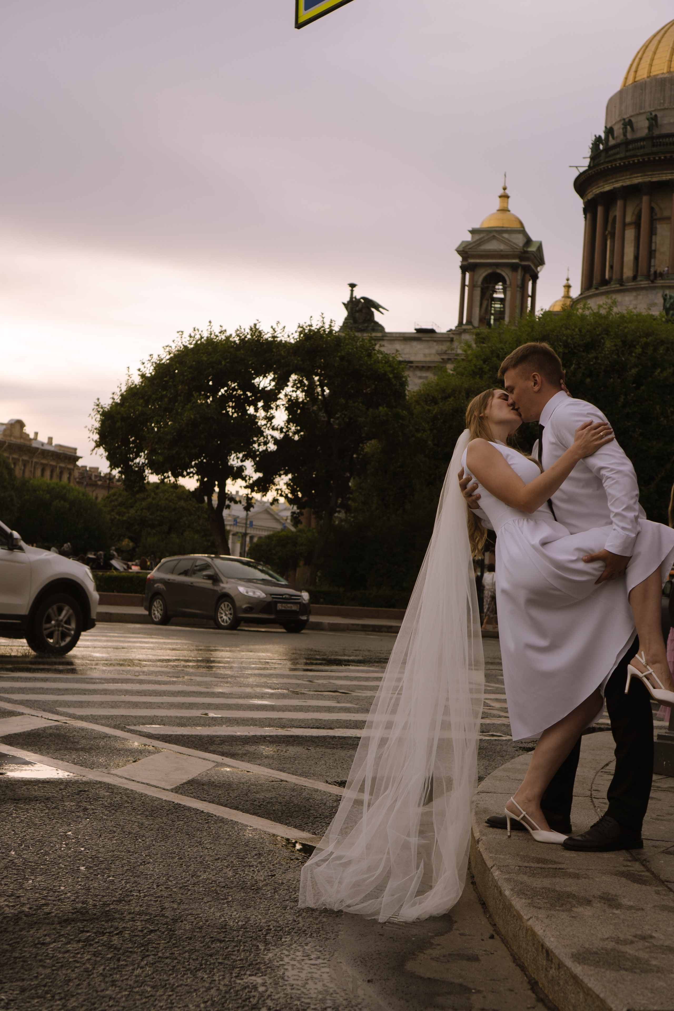 СВАДЕБНАЯ СЬЕМКА С ИСАКИЕВСКИМ СОБОРОМ, АСТОРИЯ И ЗАКОНОДАТЕЛЬНОЕ СОБРАНИЕ. Профессиональный фотограф, Санкт-Петербург — Виктория Богомолова