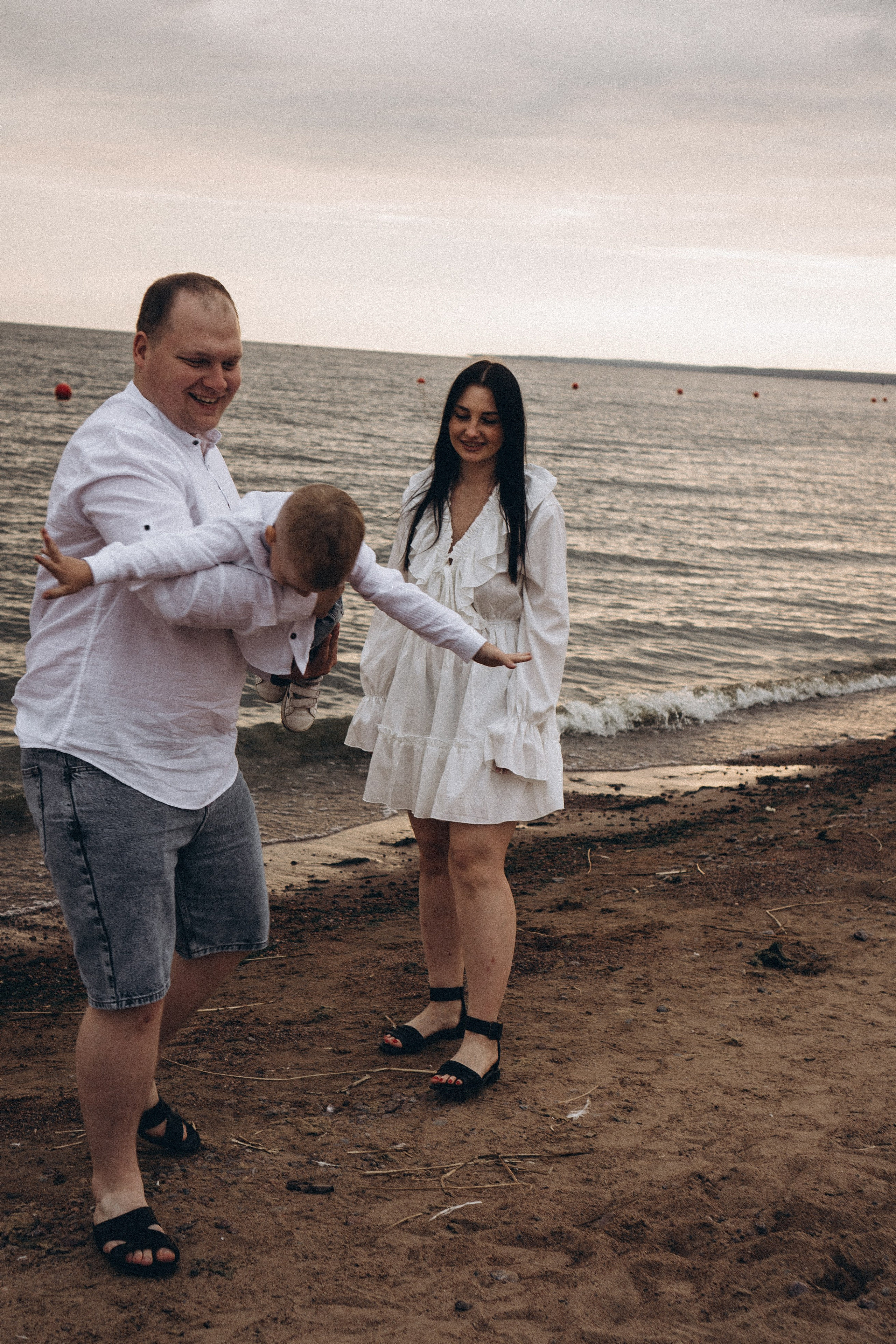 Семейная история на берегу залива. Профессиональный фотограф, Санкт-Петербург — Виктория Богомолова