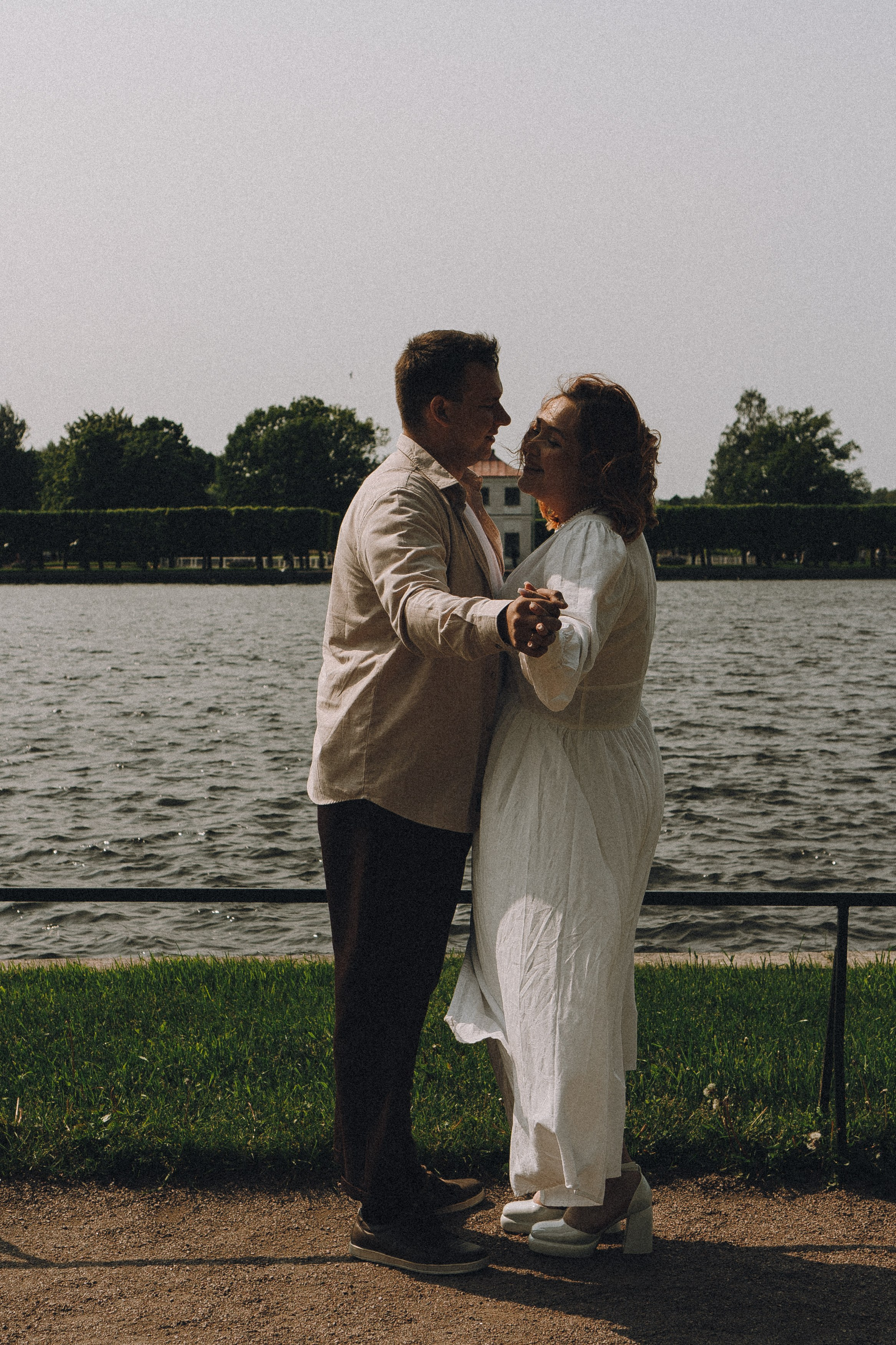 СВАДЕБНАЯ ИСТОРИЯ В ПЕТЕРГОФЕ. Профессиональный фотограф, Санкт-Петербург — Виктория Богомолова