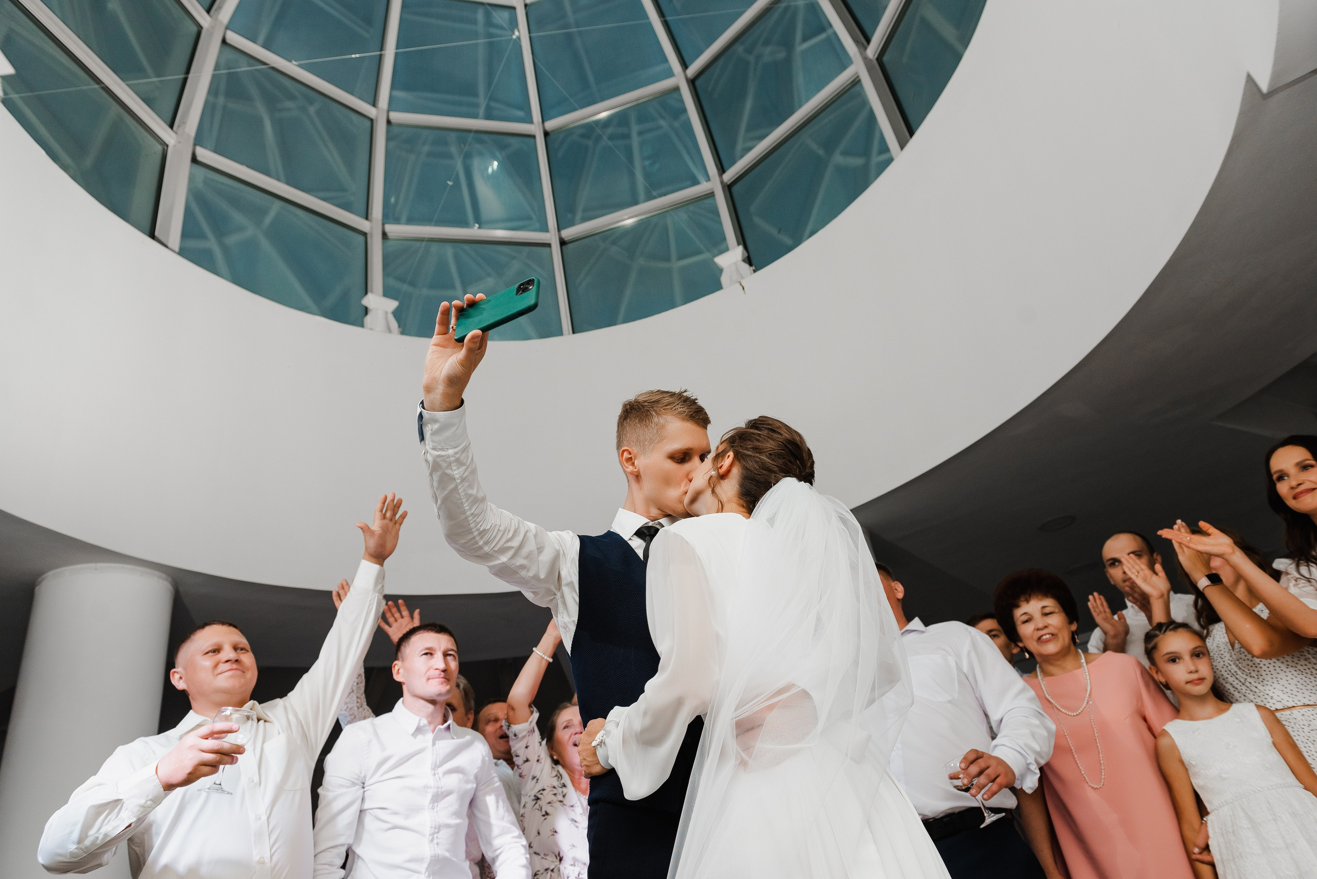 Свадебный фотограф в Екатеринбурге. Свадебная фотосъемка. Свадебный фотограф в Екатеринбурге