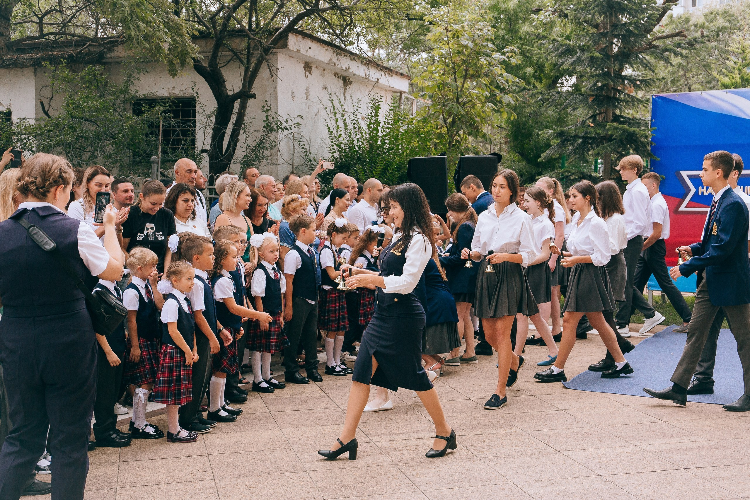 1 класс школа «Личность». Выпускные альбомы Натальи Бутко: Новороссийск, Анапа, Геленджик