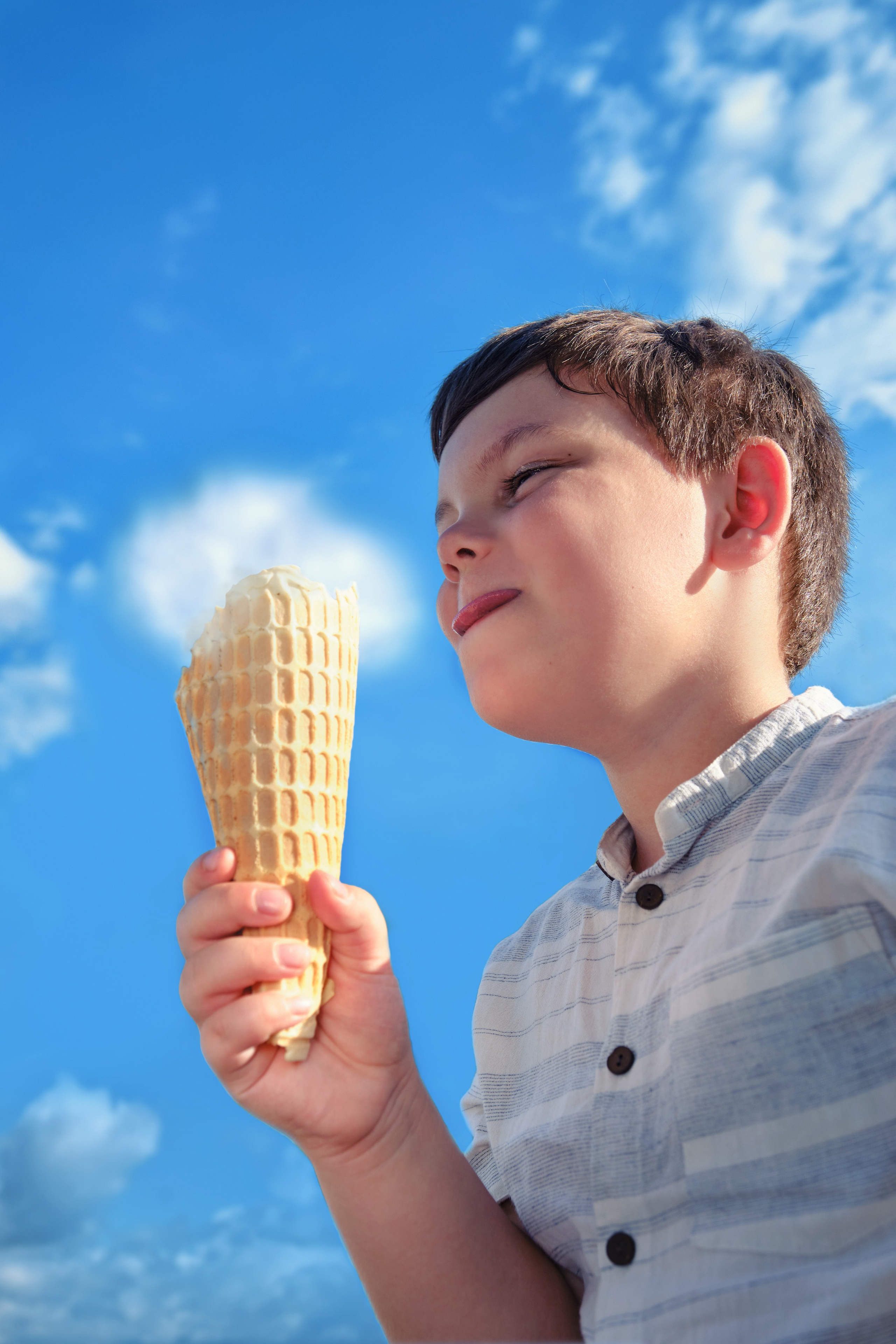 Летняя фотосессия на природе, в лесу, на улице. Семейная с детьми