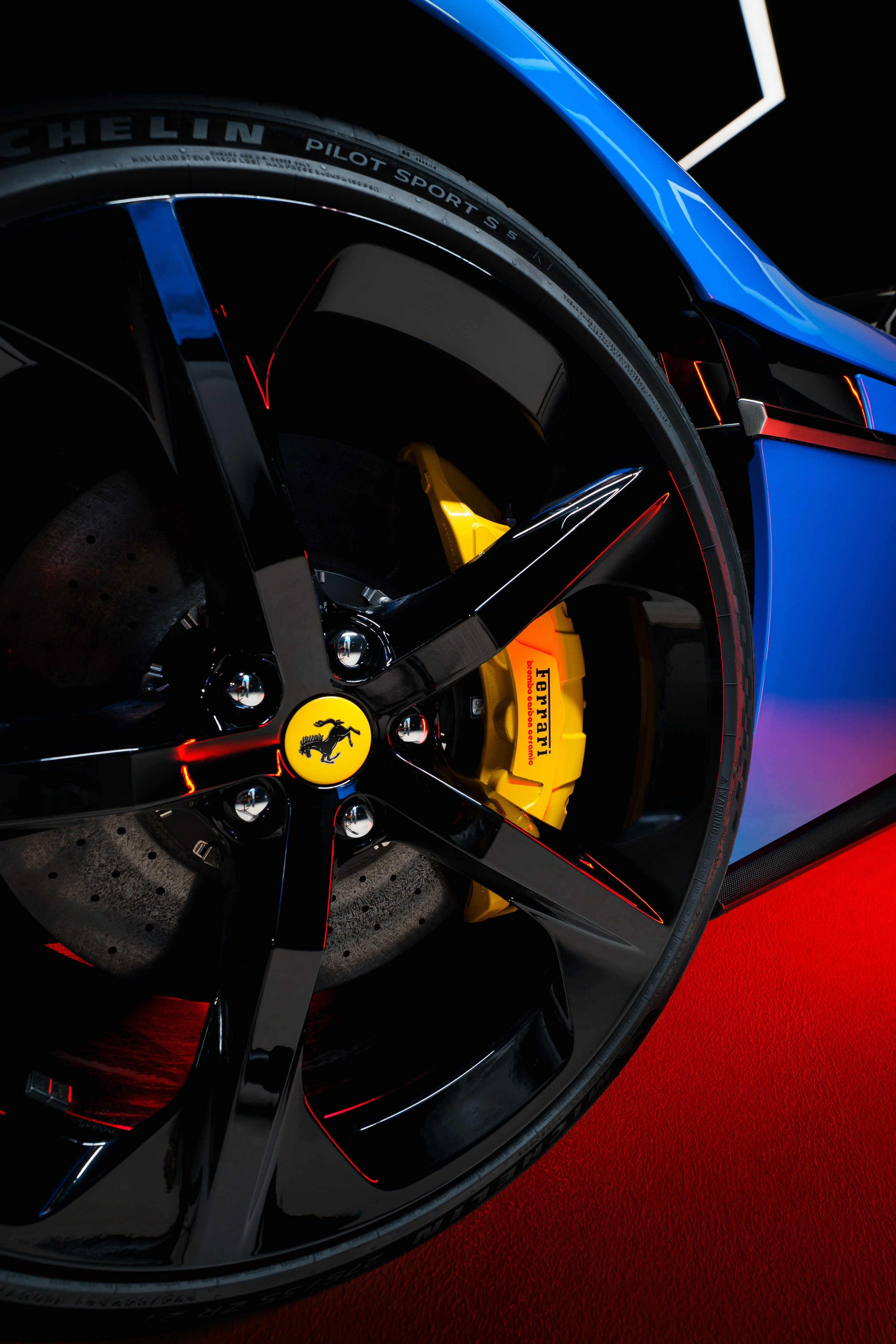 Ferrari 12Cilindri. Автомобильный фотограф в Москве | Базилев Александр