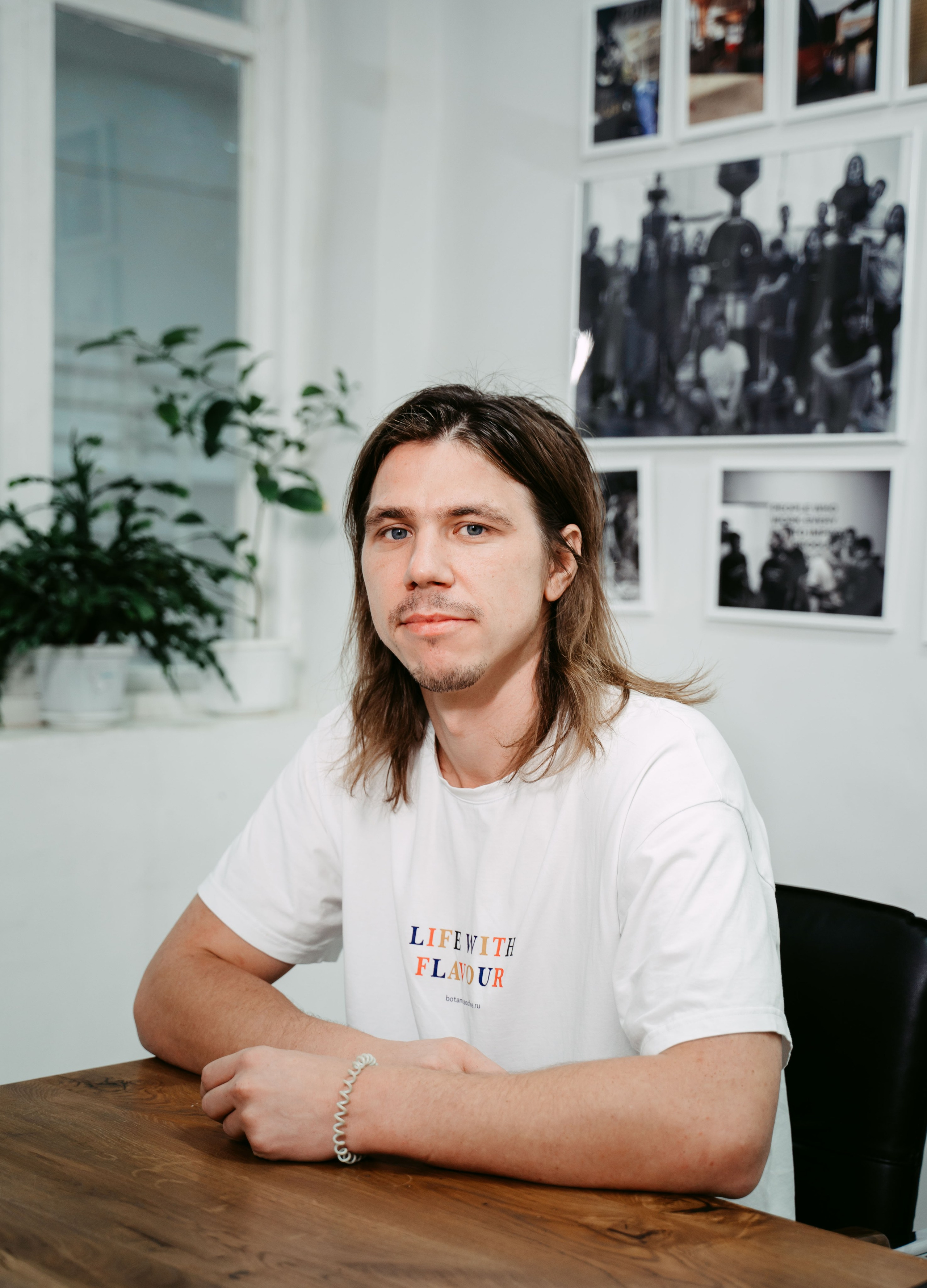 Ботаника / команда и предприятие кофейни из Казани. Саша Копылов, фотограф в Казани