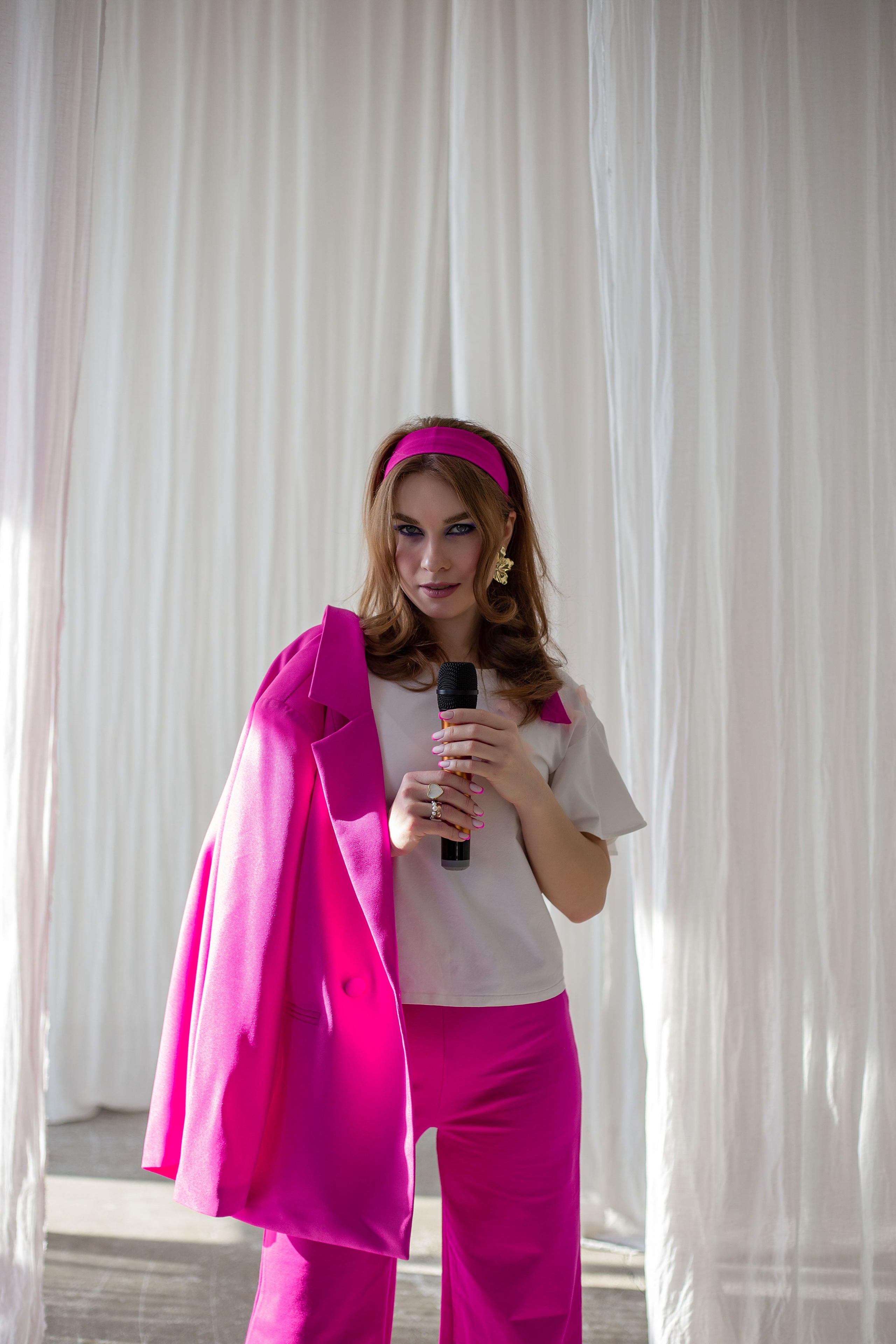 Ведущая Ольга Кернер. Https://malovafoto.ru