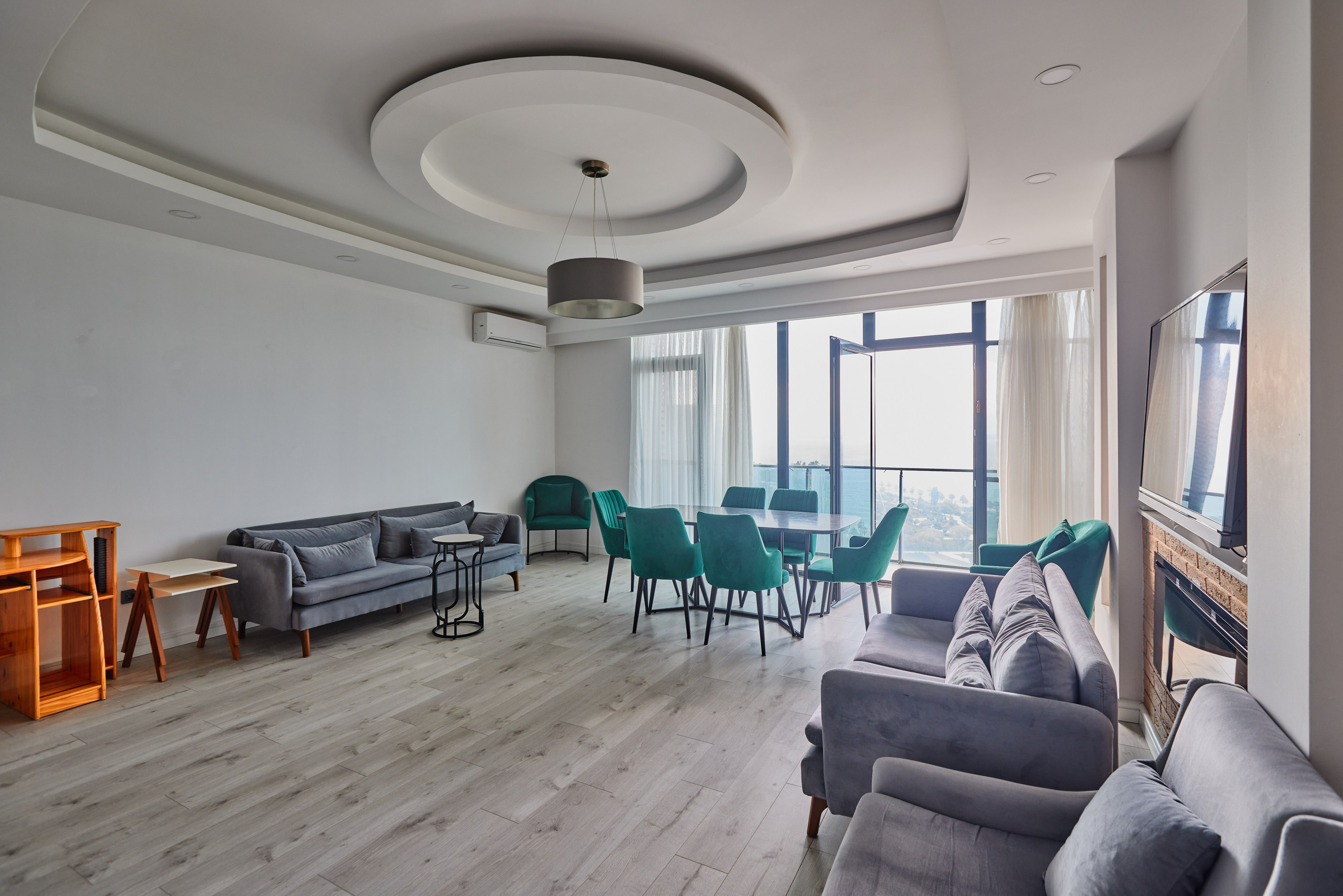 METRO CITY. Режиссёр, клипмейкер, фотограф — Андрей Охота