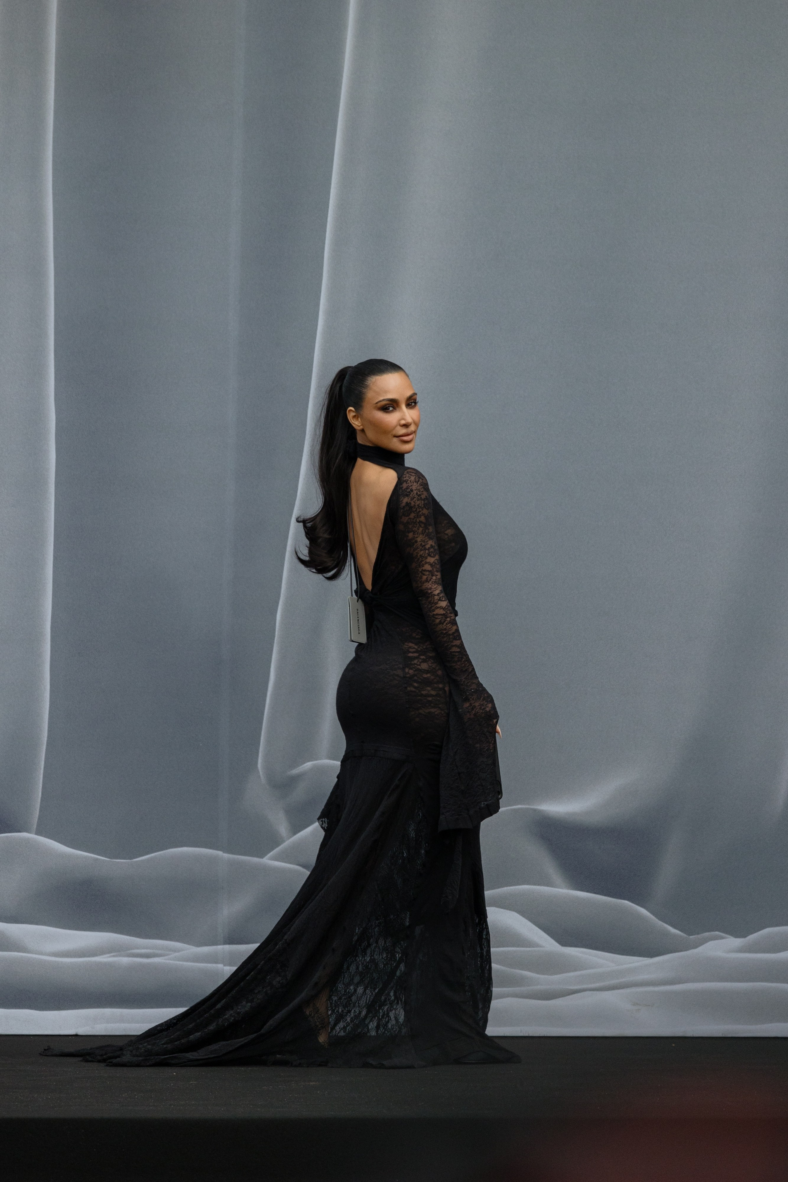 BALENCIAGA PFW WOMENSWEAR FALL-WINTER 24/25. Photographer in Milan Ivan Goncharov