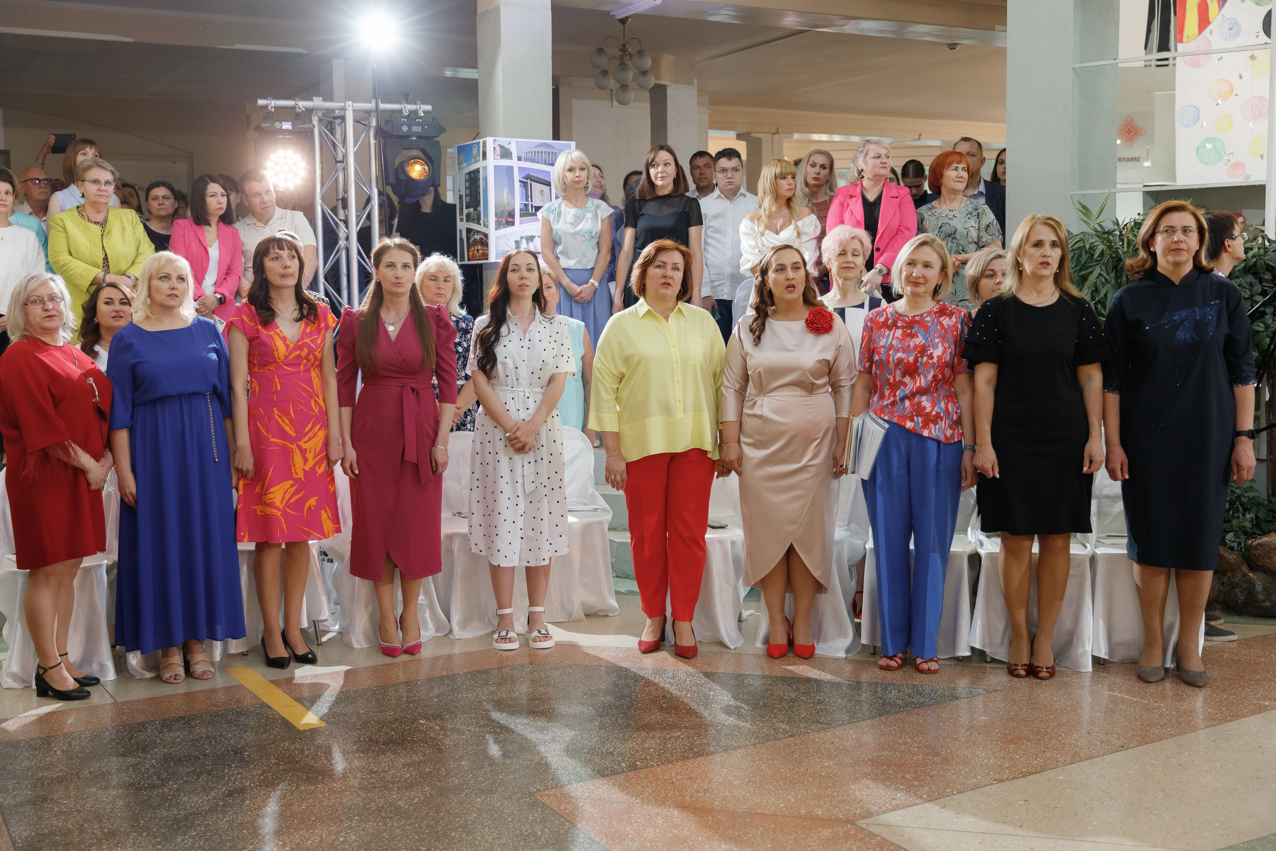 Школьный выпускной 2023 год в Минске. Свадебный фотограф в Минске/Беларуси Сергей Спиридонов