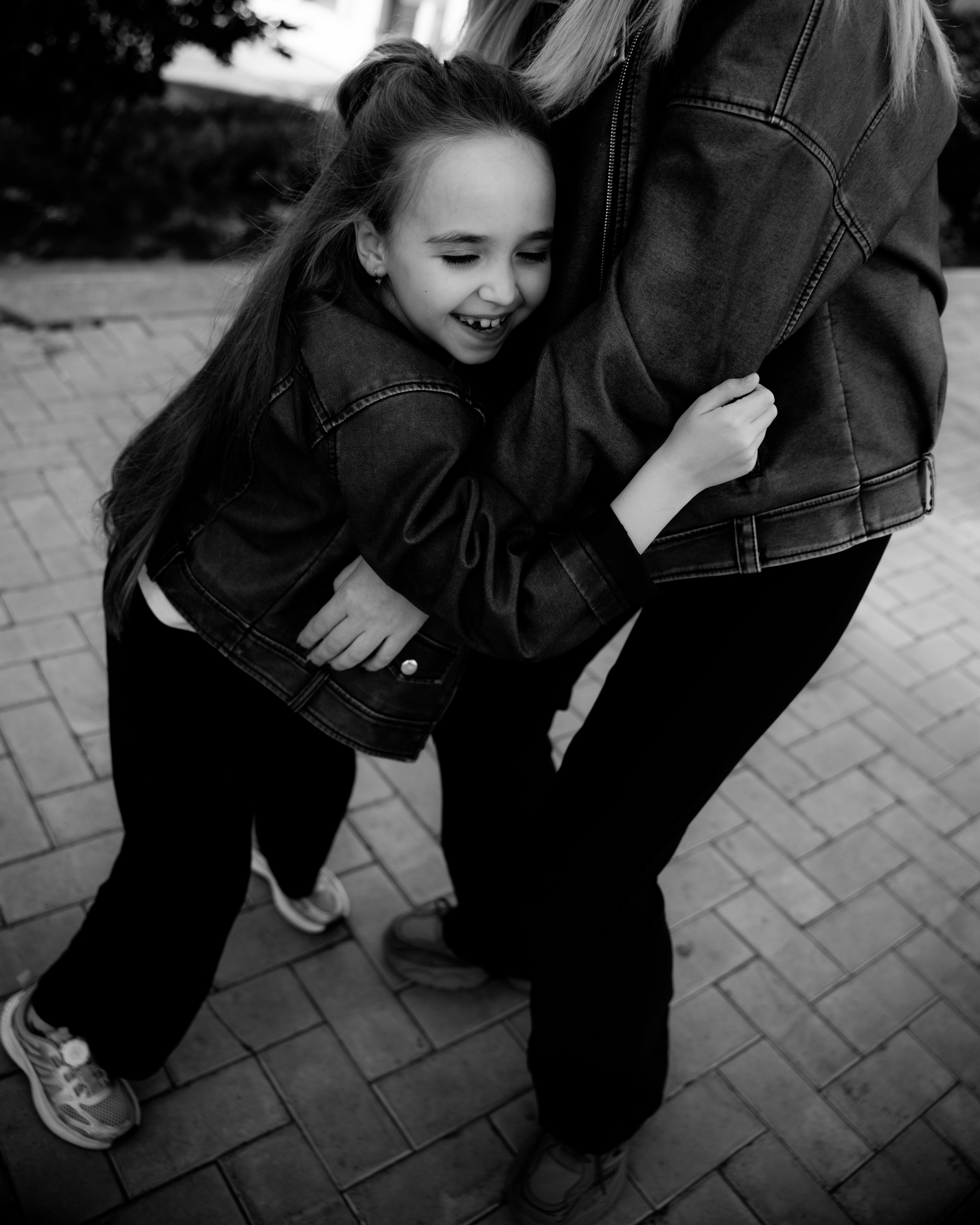 Семейная прогулка мамы и дочки. Фотограф в Новосибирске Екатерина Васильева