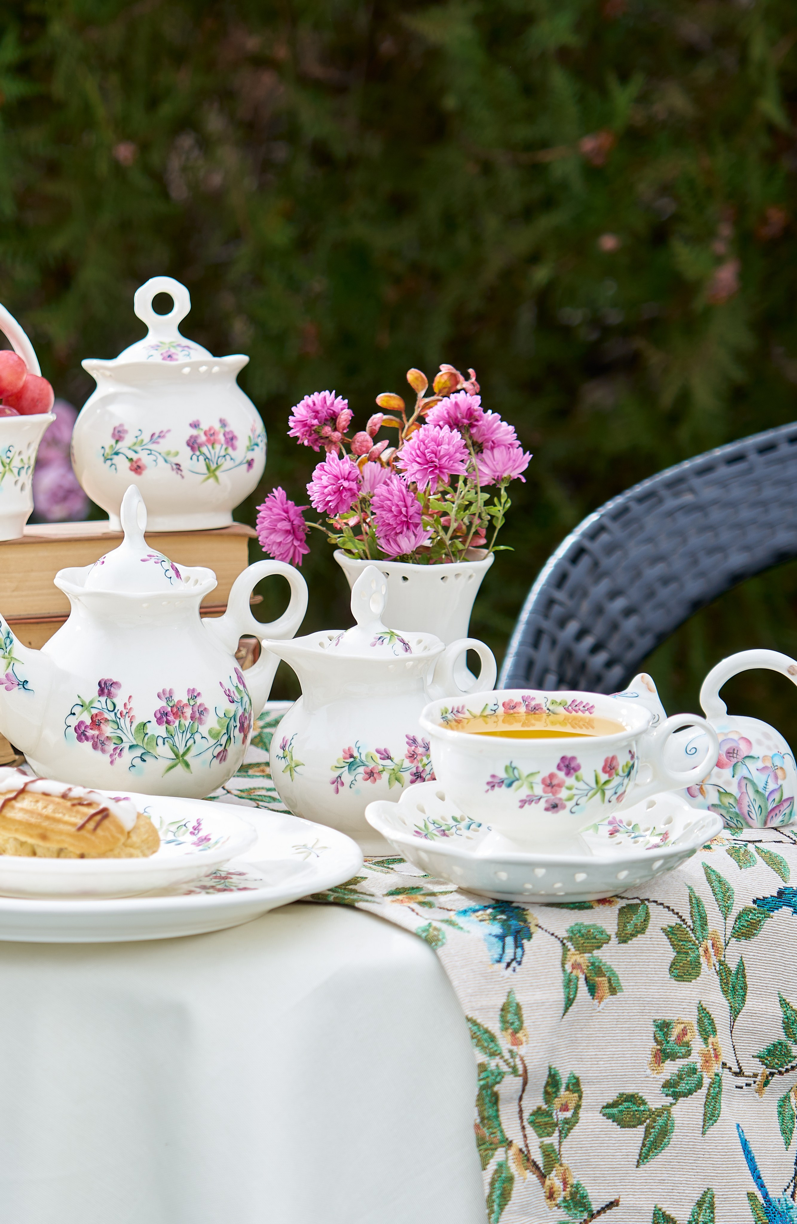 Фотосъемка Семикаракорская керамика. Фуд — предметный фотограф в Москве