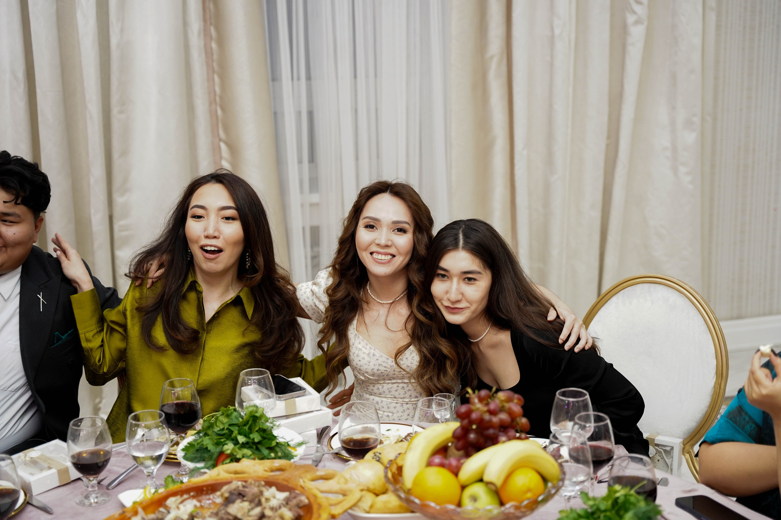 Dana uzatu. Фотограф Ернар Ержанов