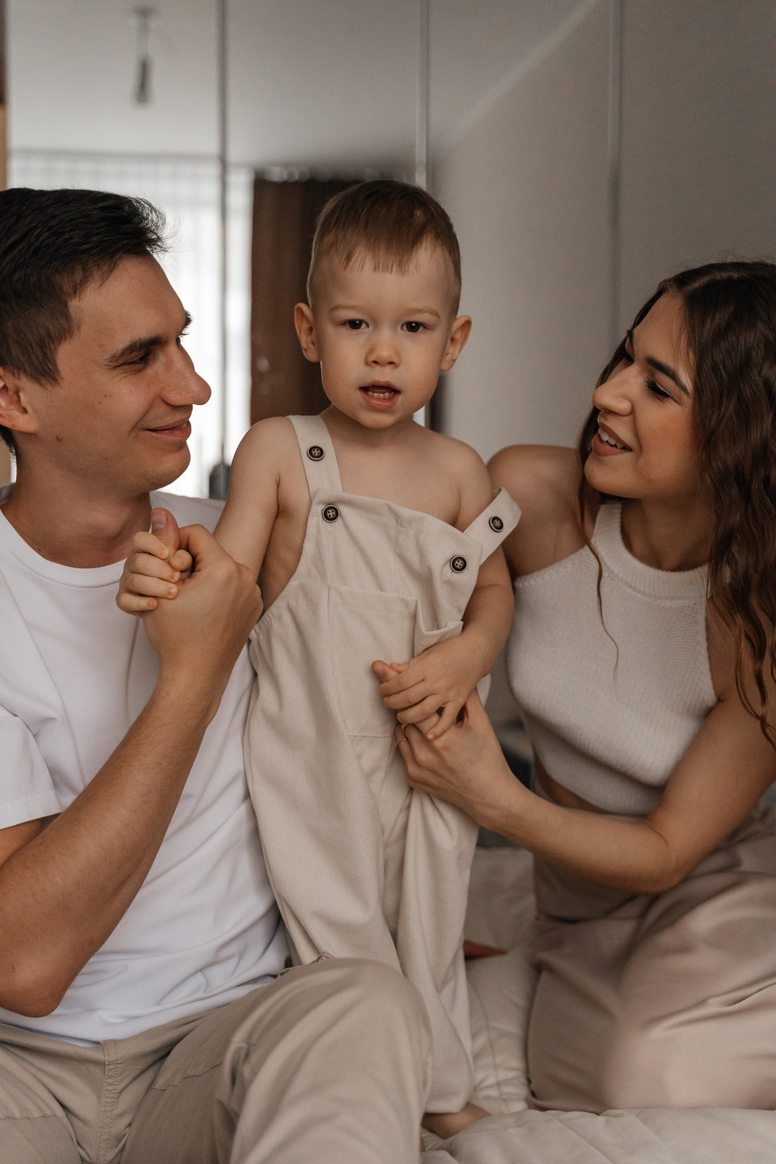 Вадим, Юля и Мирон. Волик Мария