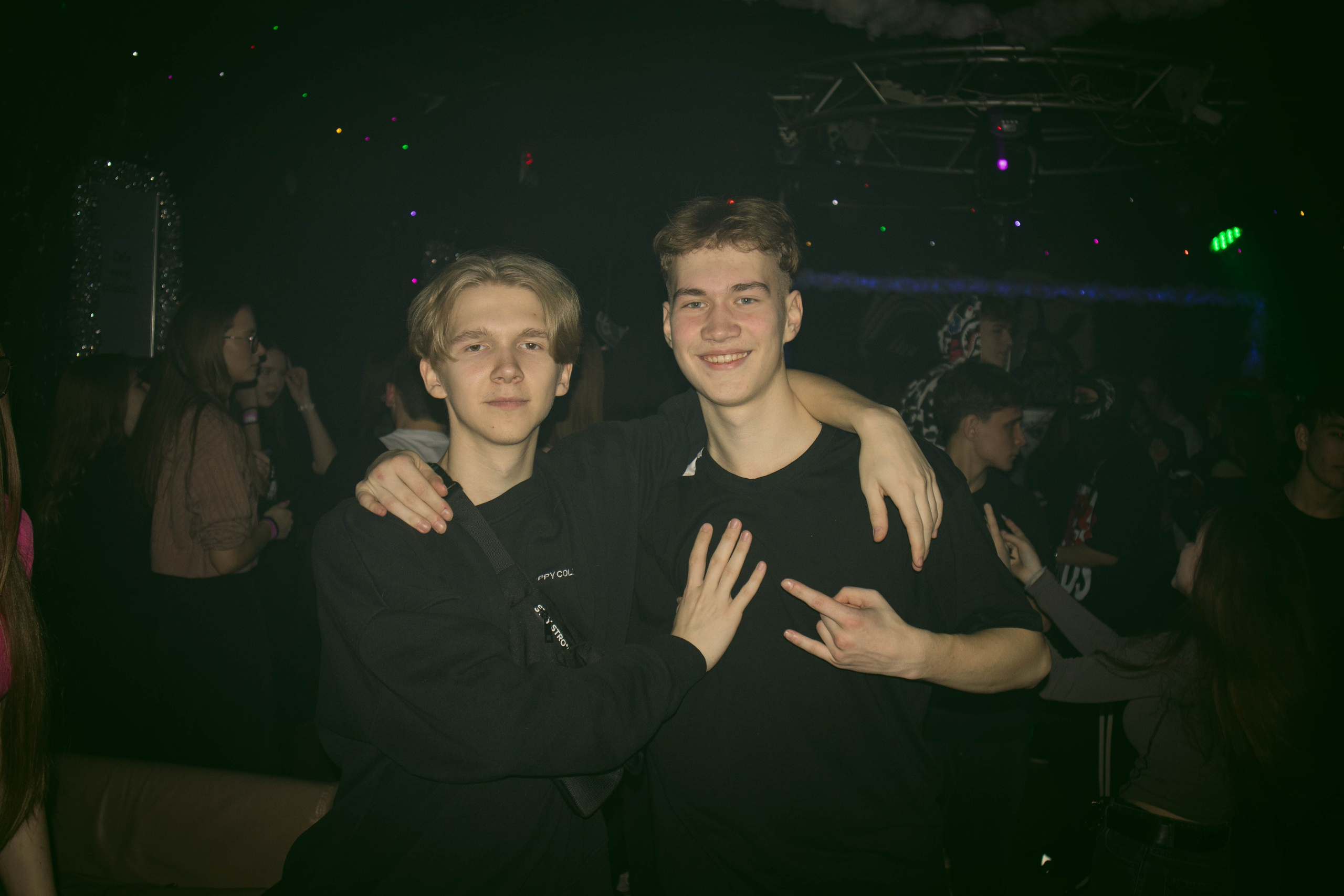 MOSHPIT. Фотограф и видеограф в Бугульме Аня Трутнева