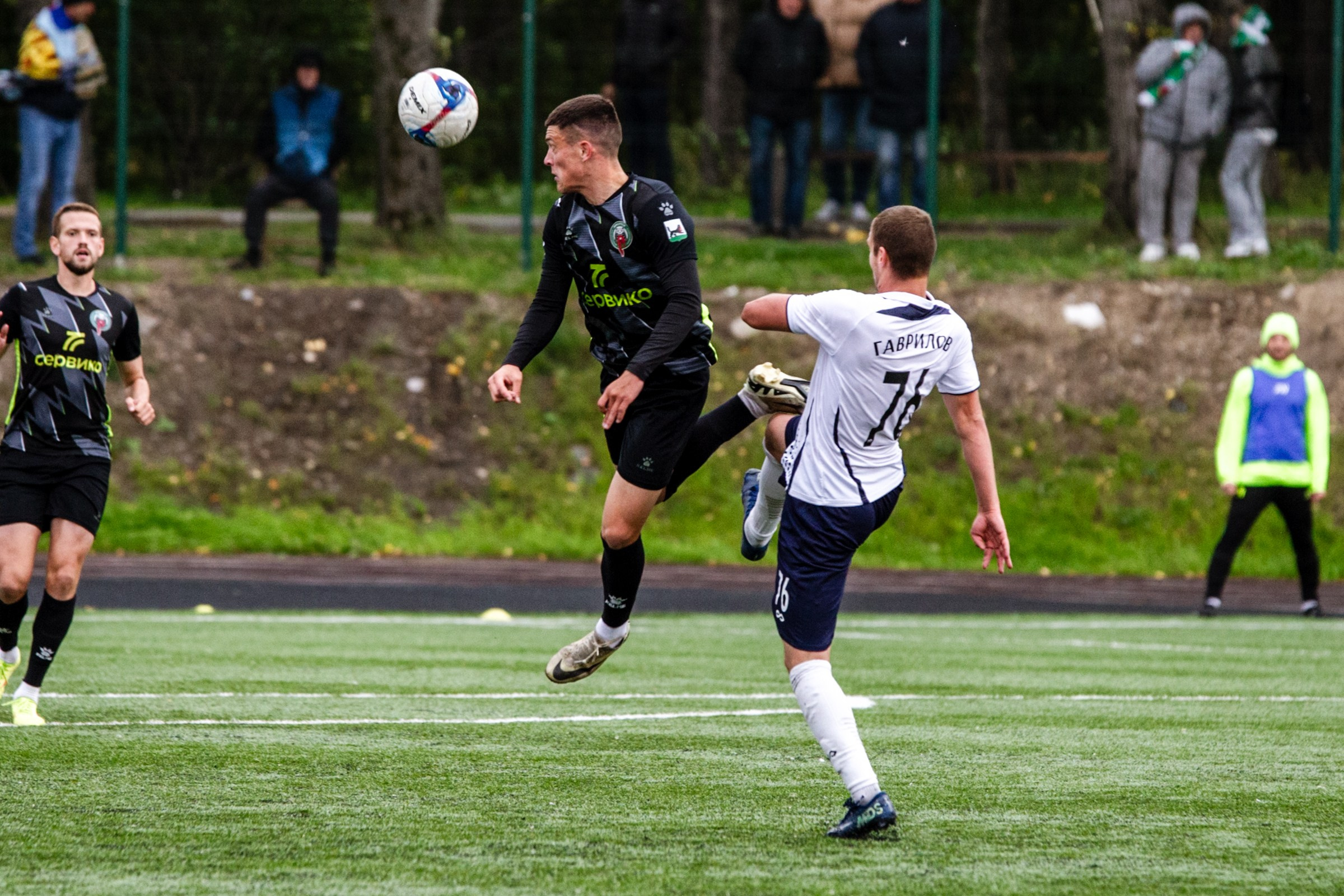 Первенство России по футболу LEON-Вторая лига Б | ФК Иркутск — Космос (Долгопрудный) | 14.09.25. Фотограф в Иркутске Евгения Айвазова