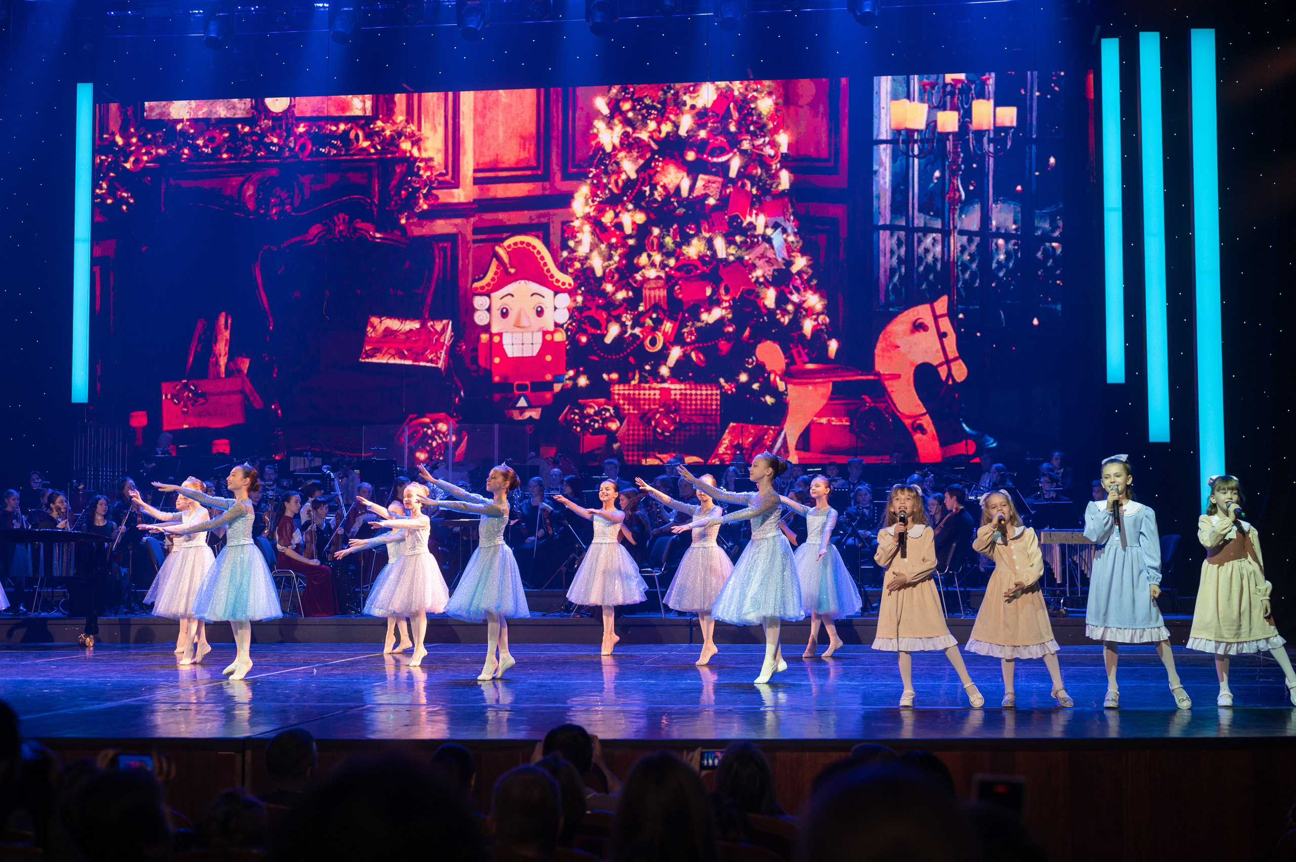 Отчетный концерт ДШИ «Гармония» «Зимняя гармония». Фотограф новорожденных, семейный детский в Тюмени Татьяна Морозова