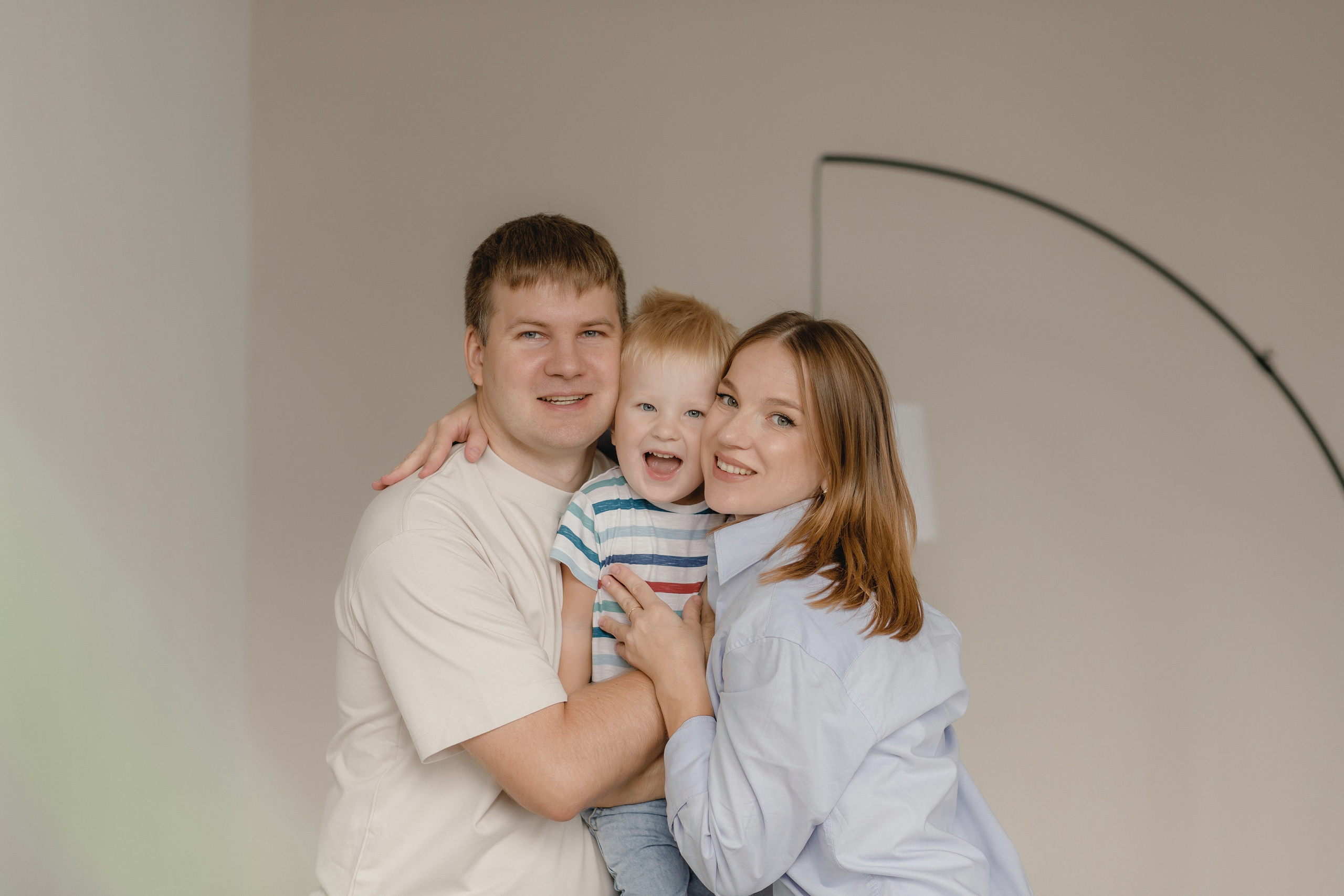 Саша, Оля и Арсений. Главная