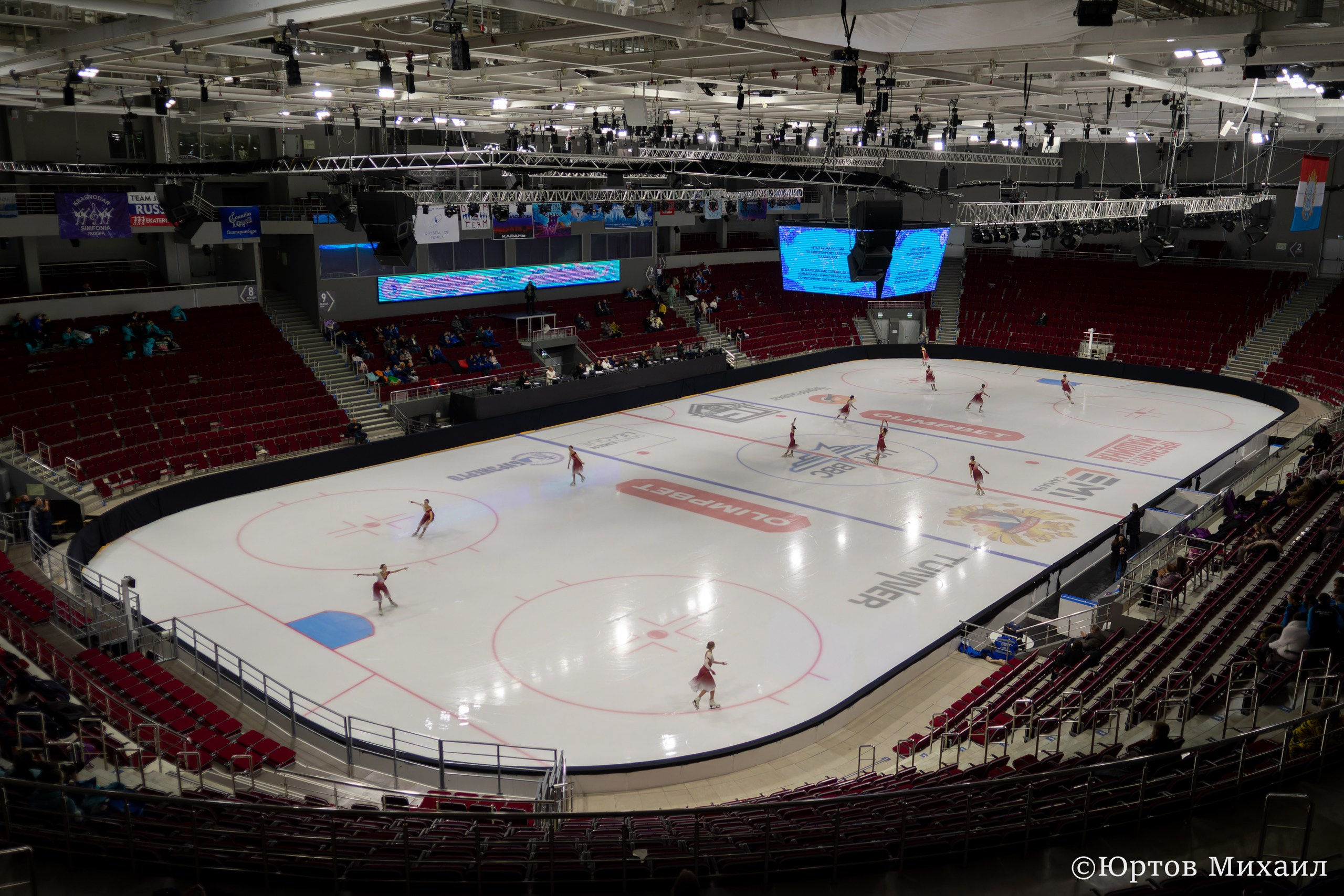 Синхронное катание на коньках. Спортивный фотограф Михаил Юртов