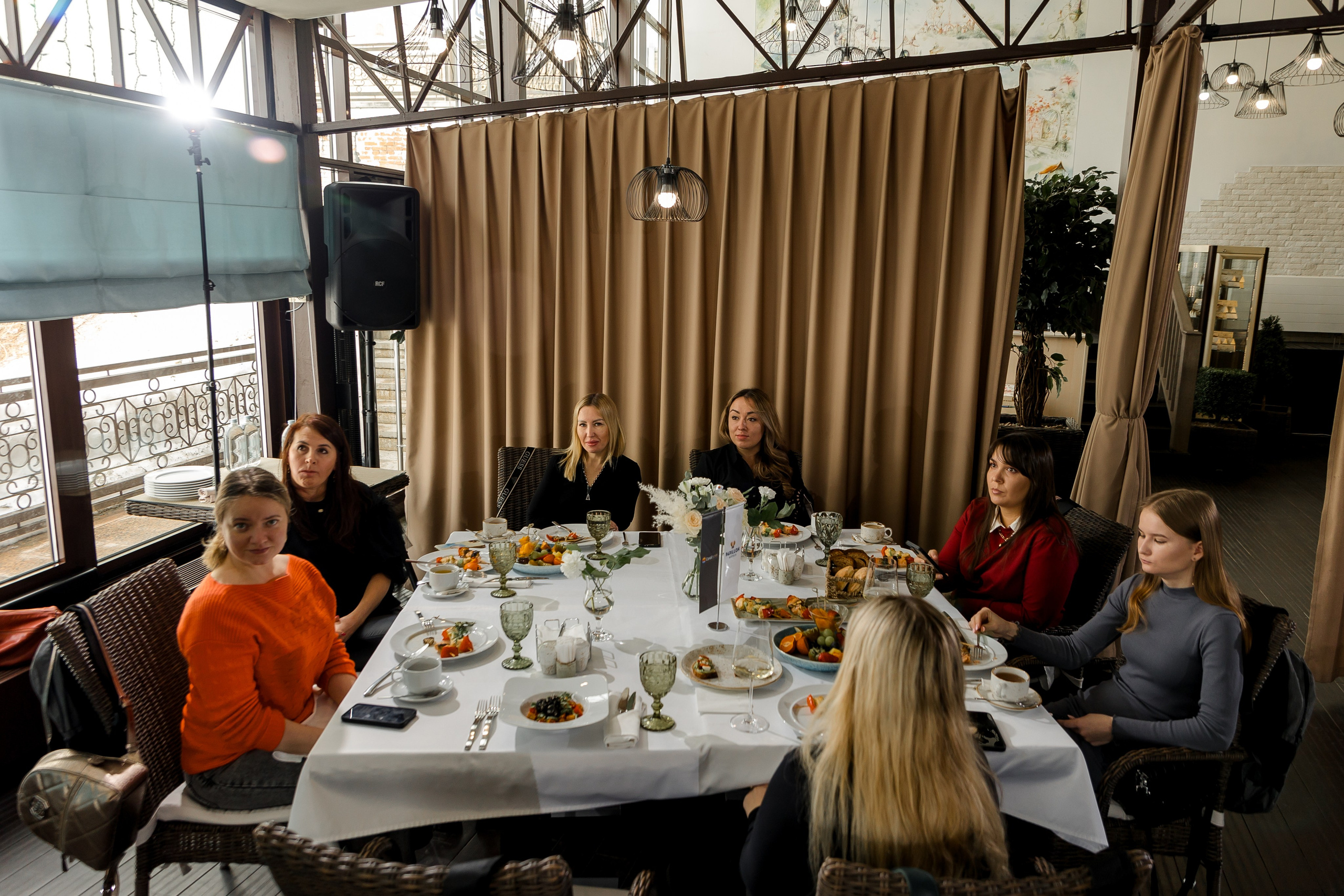 КОНФЕРЕНЦИЯ. Свадебный и семейный фотограф Динар Гильмутдинов