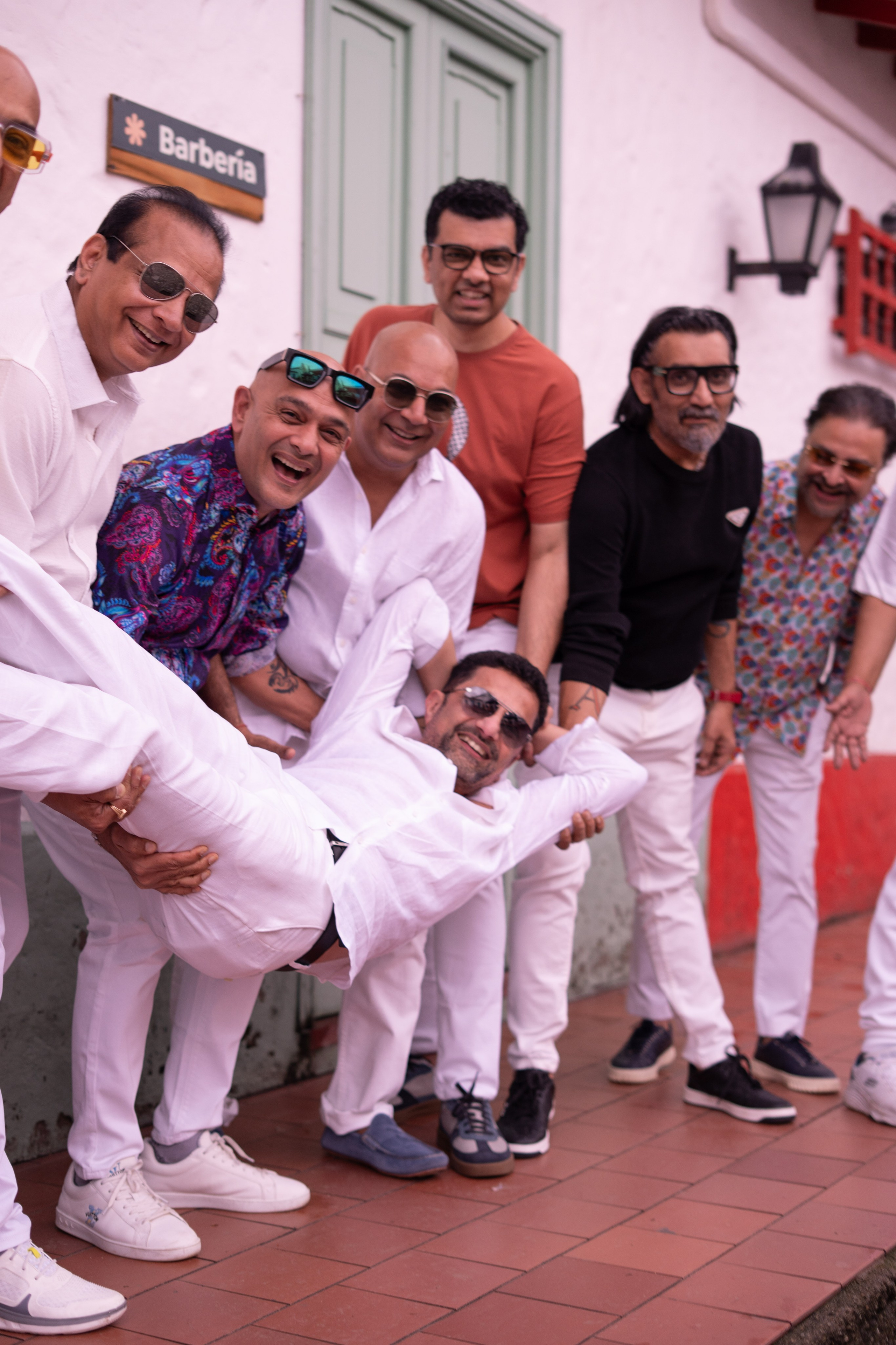 Bachelor party / One day in Medellin. Wedding Photographer in Barcelona and Medellin