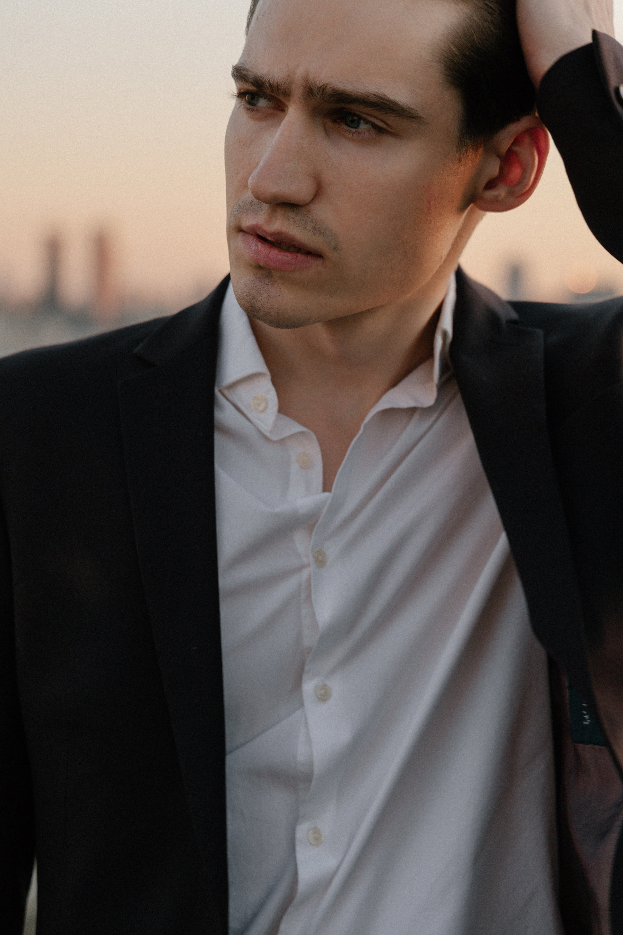 Дмитрий, 186 см, 48-50 р-р. KED Production — продакшн из СПб. Создаём фото, видео и контент, который помогает брендам и селлерам продавать больше