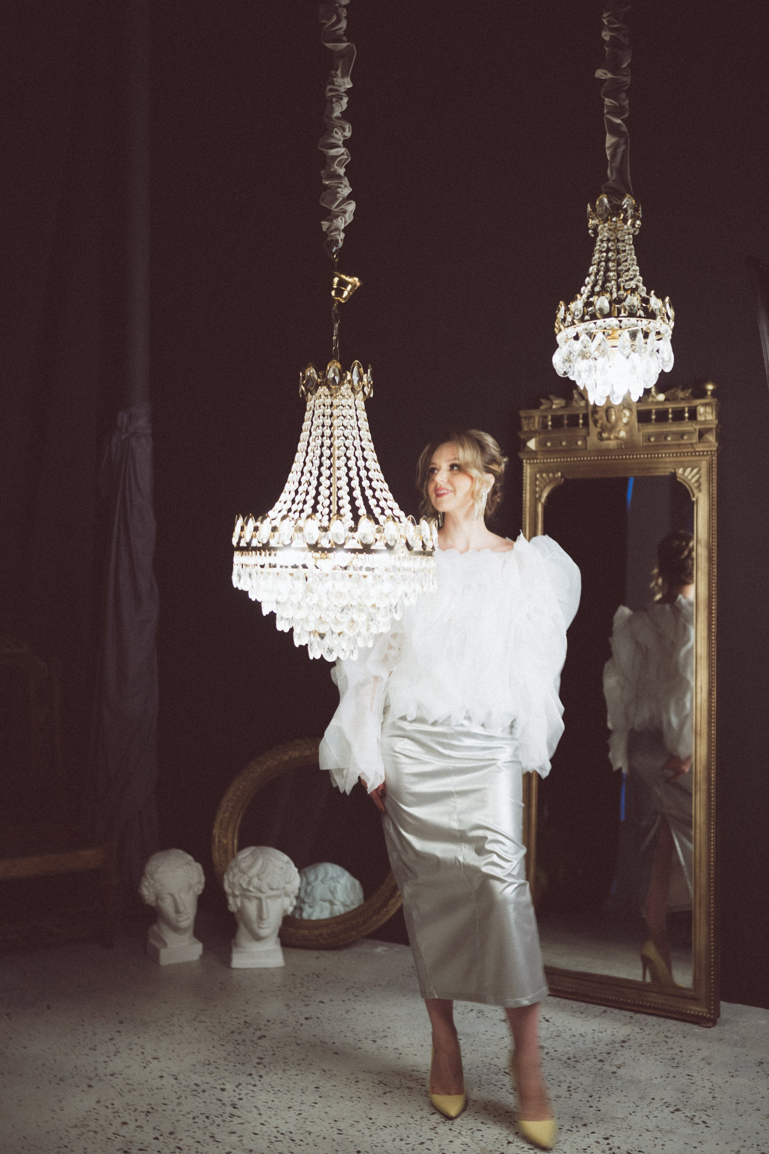 НОВОГОДНЯЯ ФОТОСЕСИИЯ В СТУДИИ ДЛЯ ДЕВУШКИ И ПРОГУЛКА ПО ЧЕРНЫШЕВСКОЙ. Профессиональный фотограф, Санкт-Петербург — Виктория Богомолова