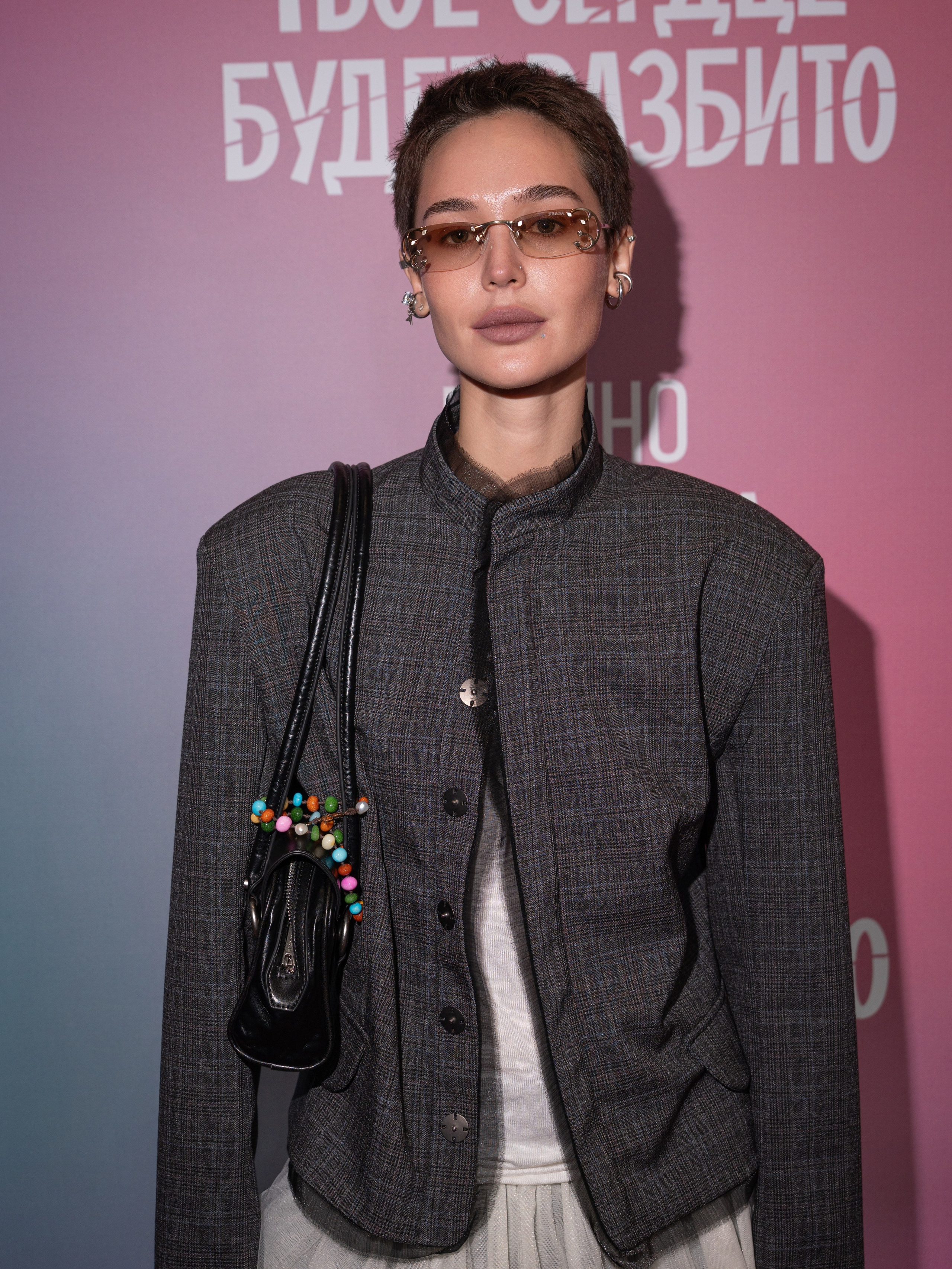 Твое сердце будет разбито. Премьера Твое сердце будет разбито. Фильм Твое сердце будет разбито. Твое сердце будет разбито смотреть. Каро 11 Октябрь