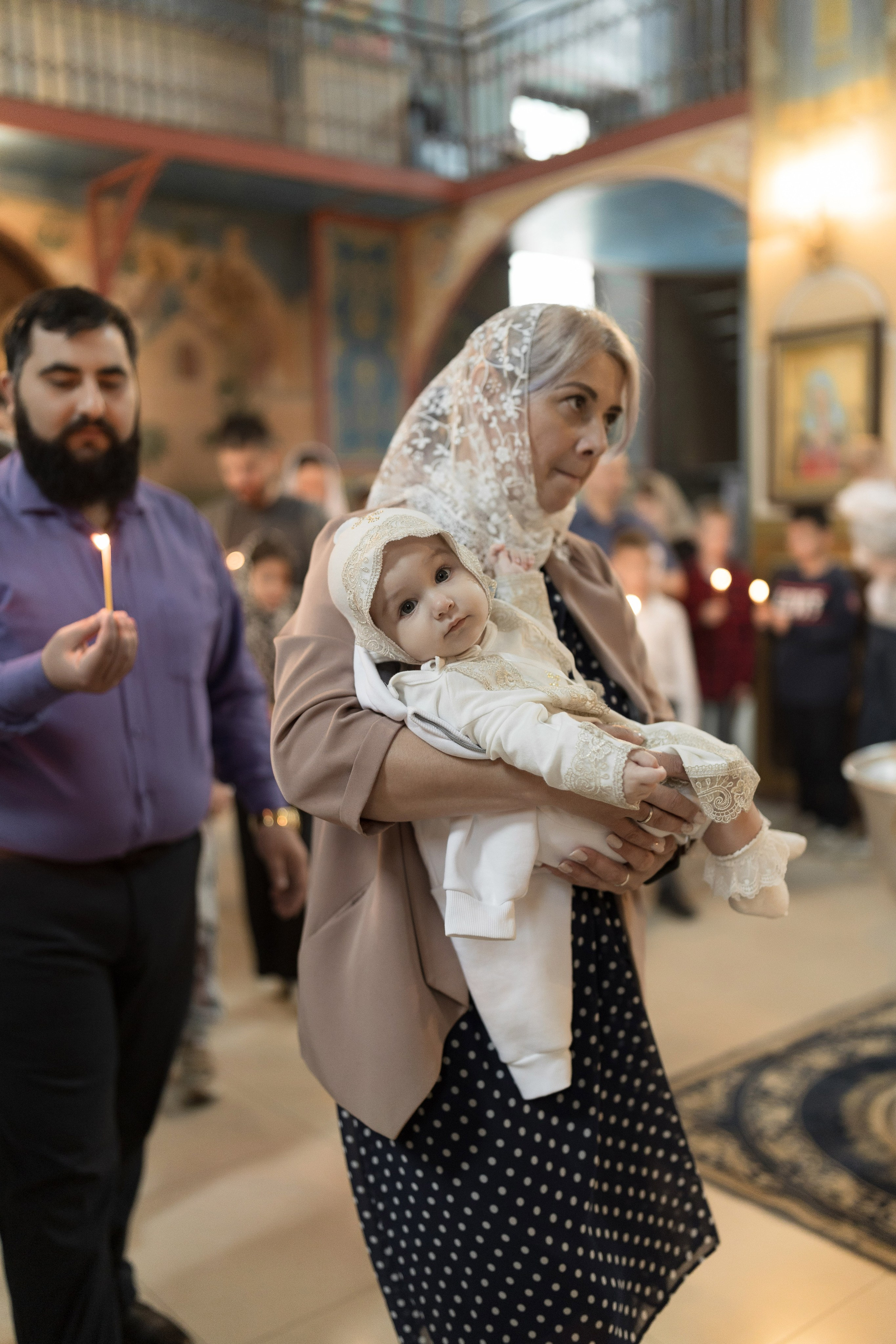 Крещение Миланы в церкви иконы Божией Матери / пасмурная погода. Анастасия Безуглова- свадебный фотограф в Таганроге