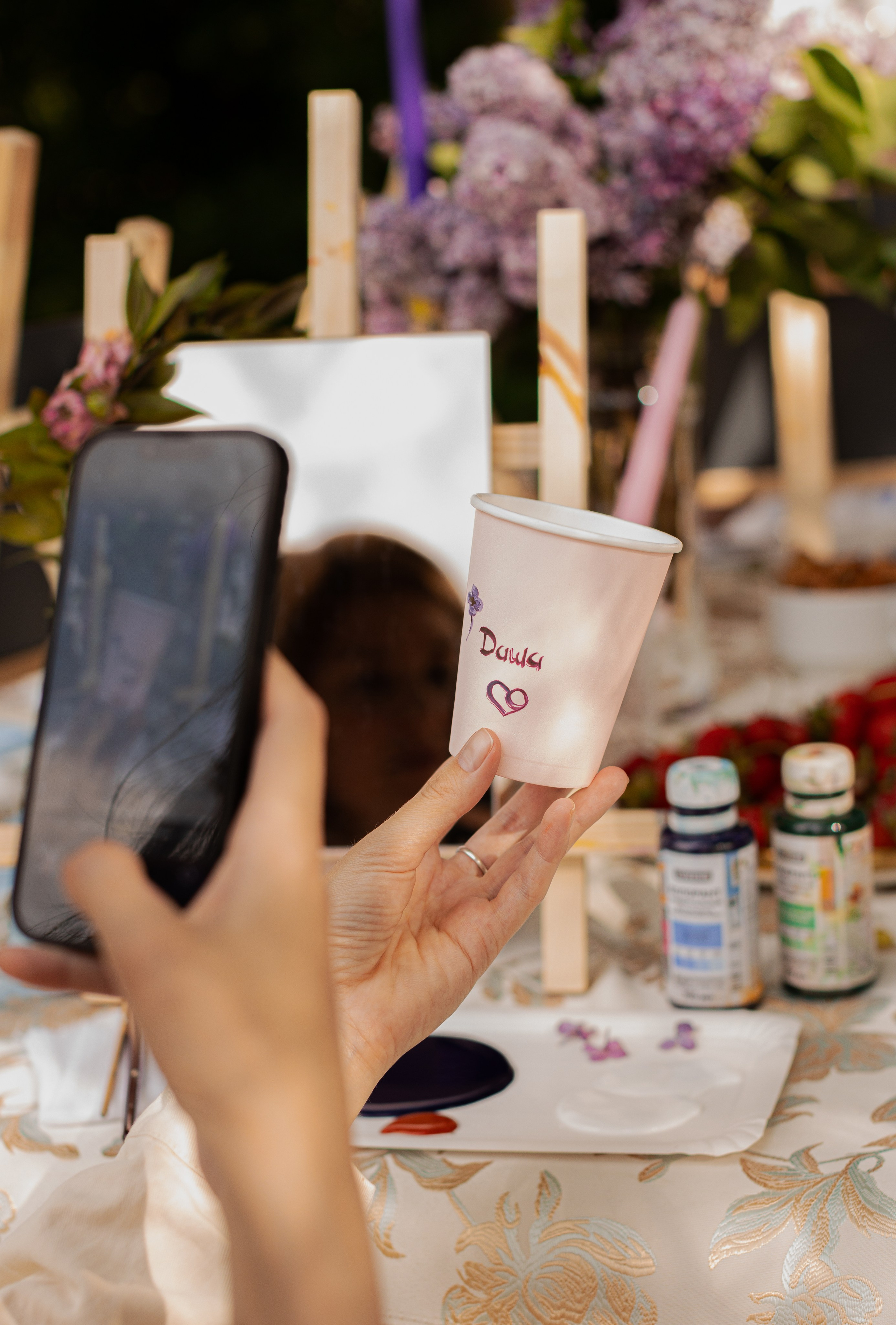 Мк Сирень на зеркале (девичник в парке). Анастасия Ракчеева Художник