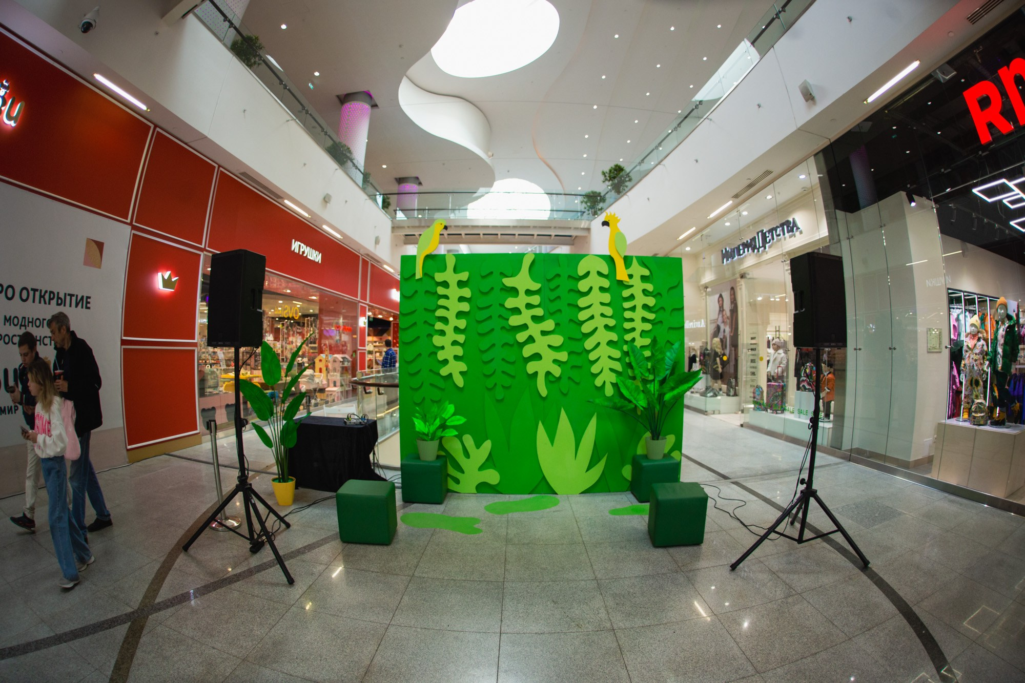 Сказка в ТЦ Океания. Репортажный и концертный фотограф в Москве Анастасия Осень