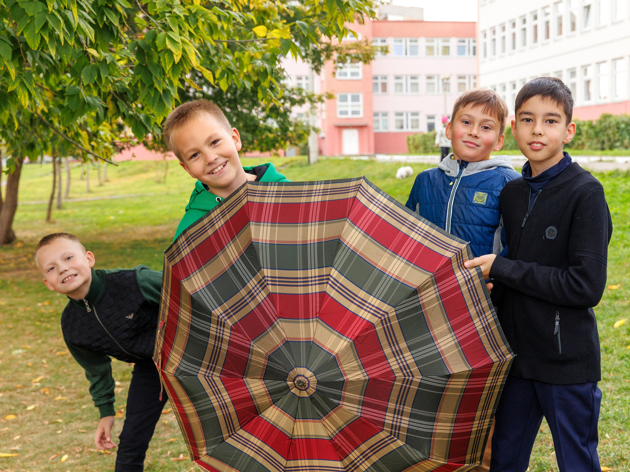 1 и 4 классы. Выпускные альбомы Красноярск