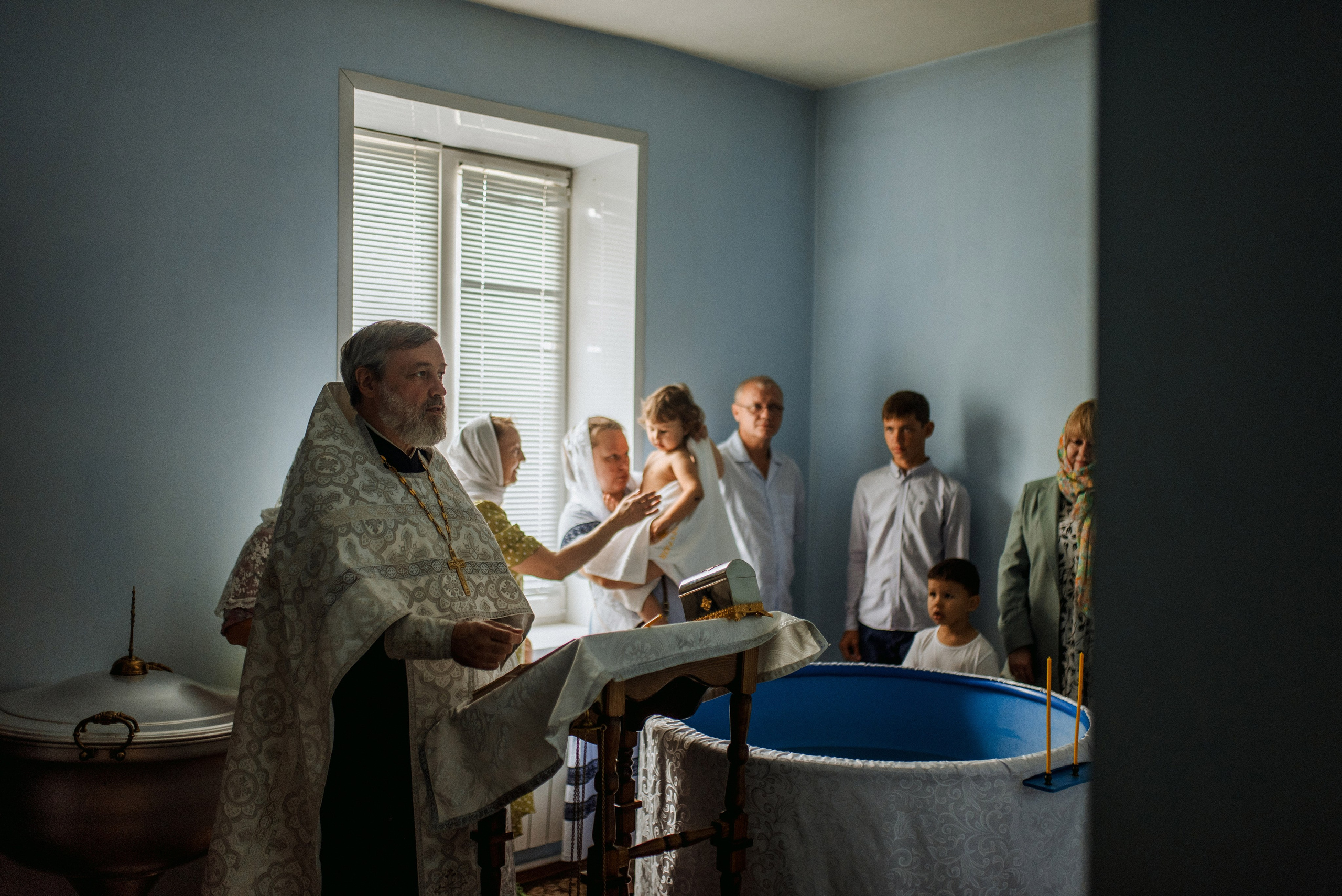 Крещение Даши и Алены. Семейный документальный фотограф в Волгограде Мариэта Додина