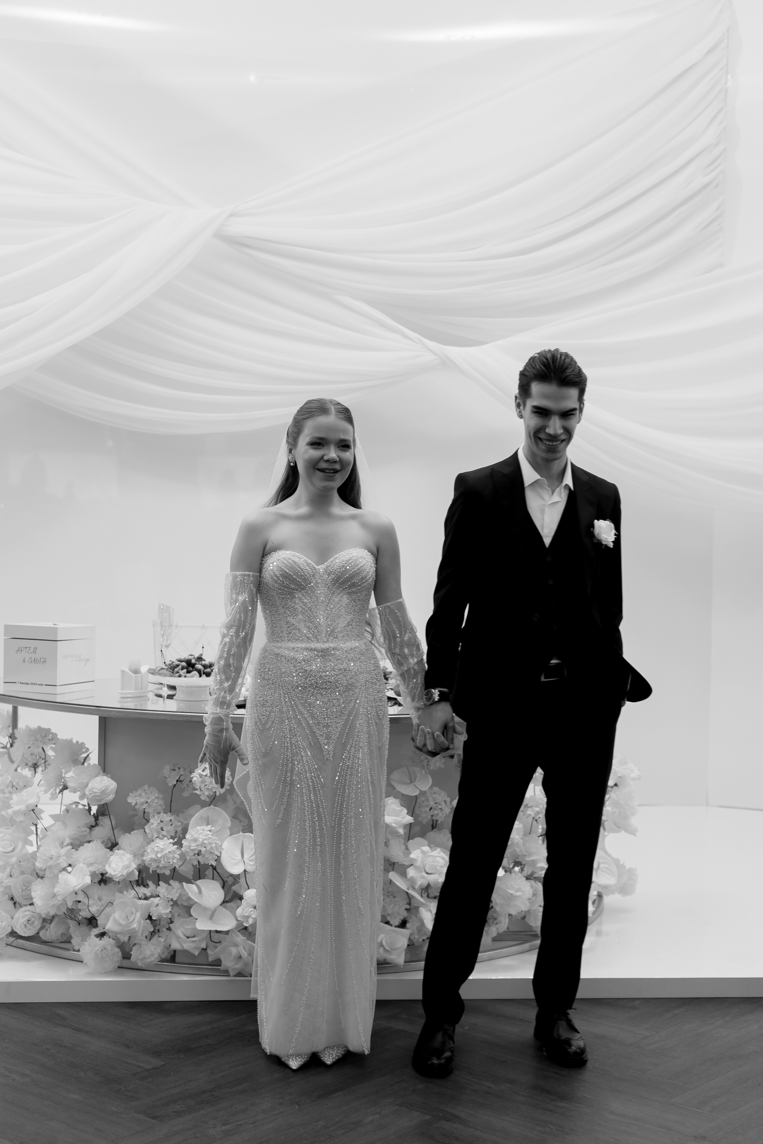 СВАДЕБНАЯ СЬЕМКА СБОРОВ В ОТЕЛЕ И ВЫЕЗД НА ЦЕРЕМОНИЮ (СНЯТО В СИБИРЕ В НИЖНЕВАРТОВСКЕ). Профессиональный фотограф, Санкт-Петербург — Виктория Богомолова