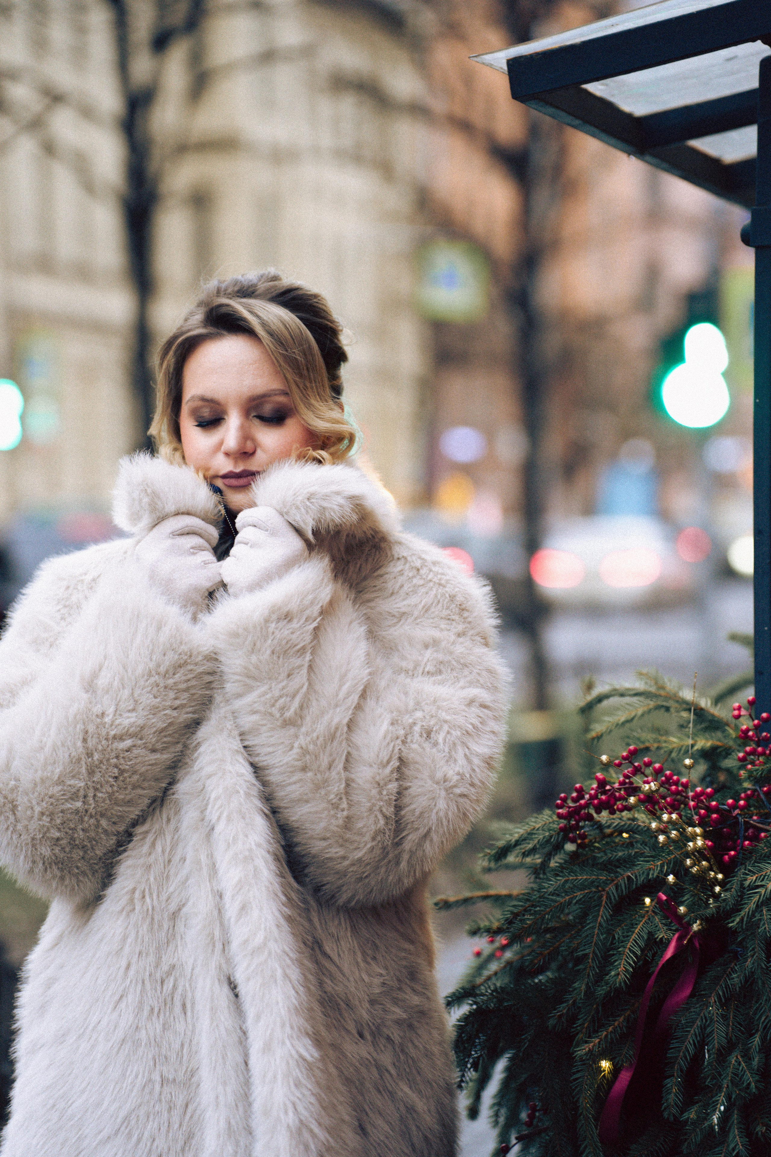 НОВОГОДНЯЯ ФОТОСЕСИИЯ В СТУДИИ ДЛЯ ДЕВУШКИ И ПРОГУЛКА ПО ЧЕРНЫШЕВСКОЙ. Профессиональный фотограф, Санкт-Петербург — Виктория Богомолова