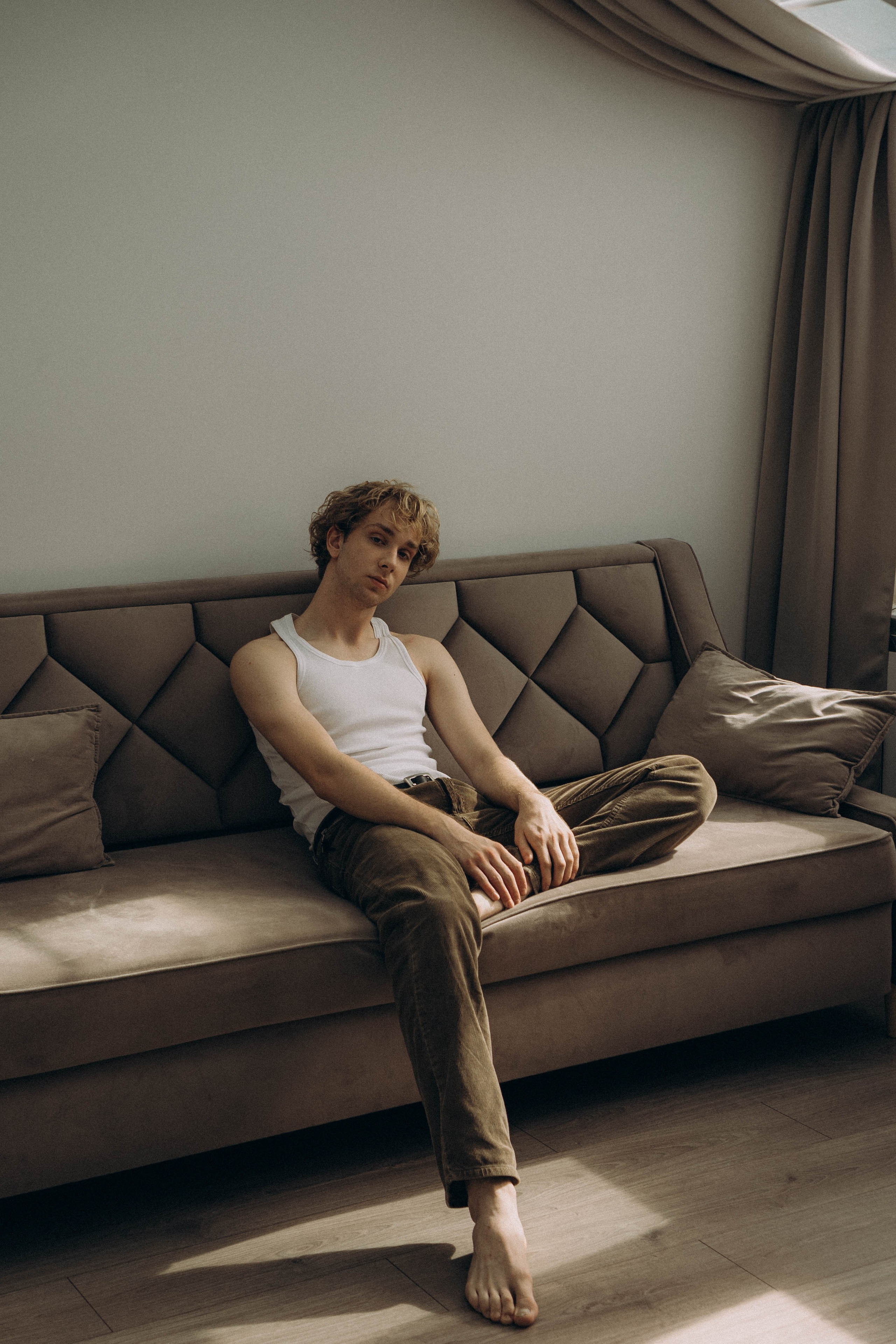 СВАДЕБНАЯ СЬЕМКА В ОТЕЛЕ. СБОРЫ ЖЕНИХА И НЕВЕСТЫ И ТАКЖЕ ТОР И ПОДГОТОВКА К ПРОГУЛКЕ. Профессиональный фотограф, Санкт-Петербург — Виктория Богомолова