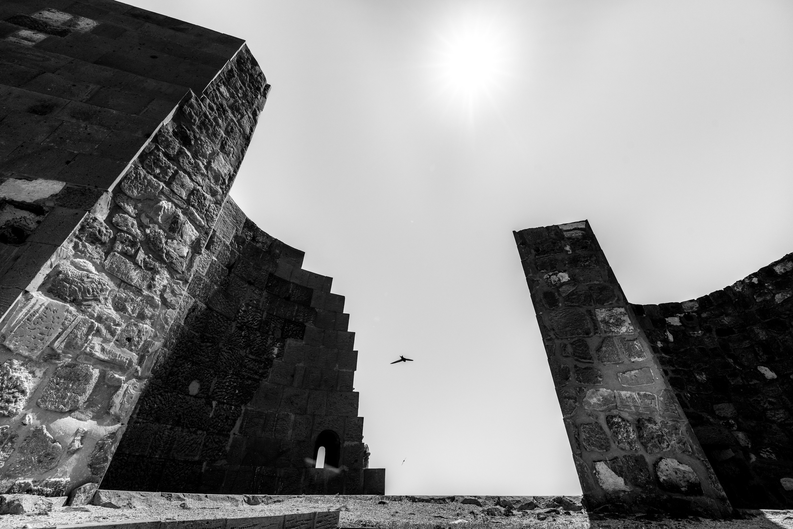 АРМЕНИЯ. ПОБУДЬ ЗДЕСЬ И ЦЕЛЕЕ БУДЕТ ЭТОТ МИР