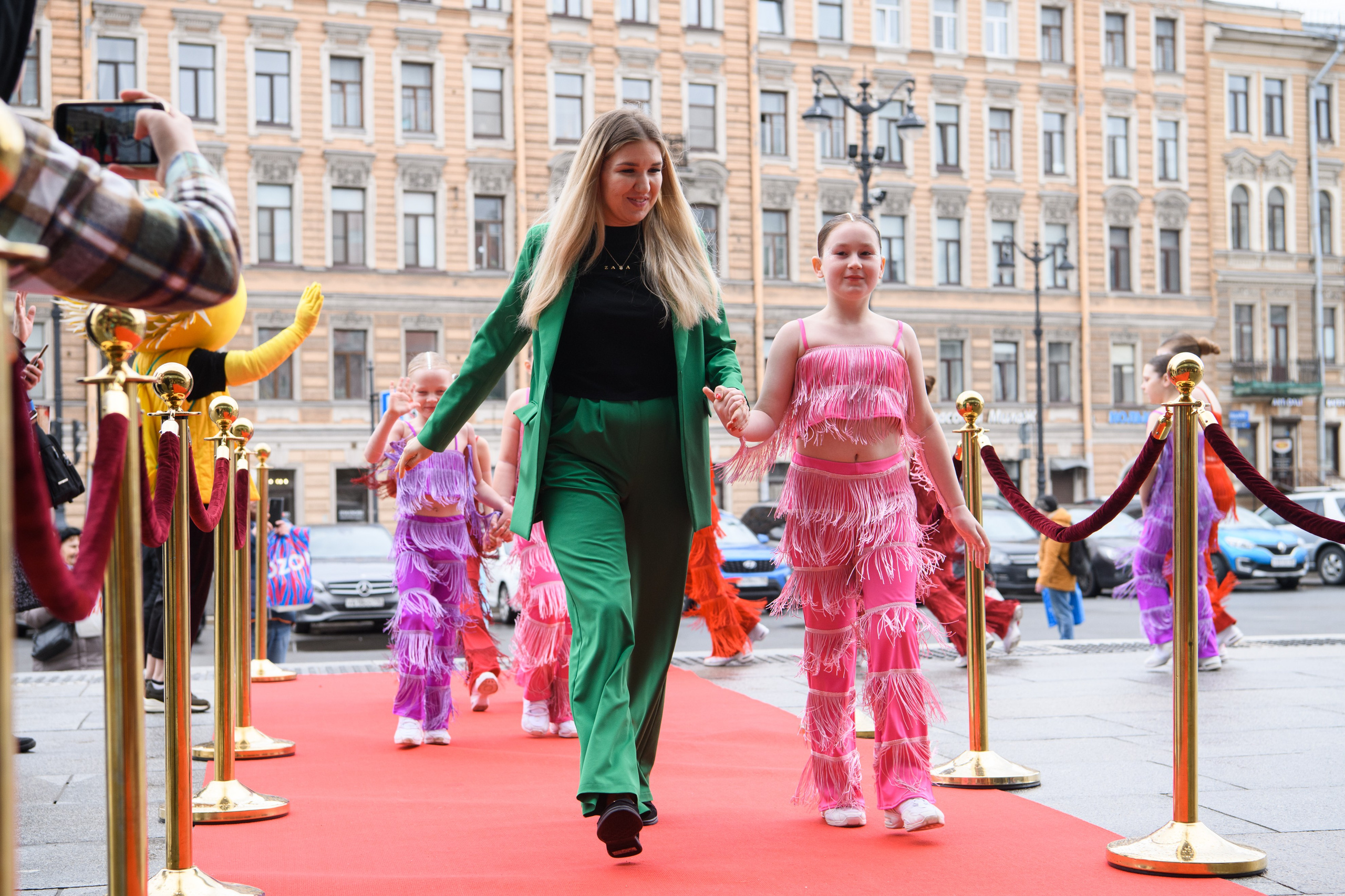 23 апреля, часть 1, БКЗ Октябрьский, г. Санкт-Петербург. Золотое яблочко