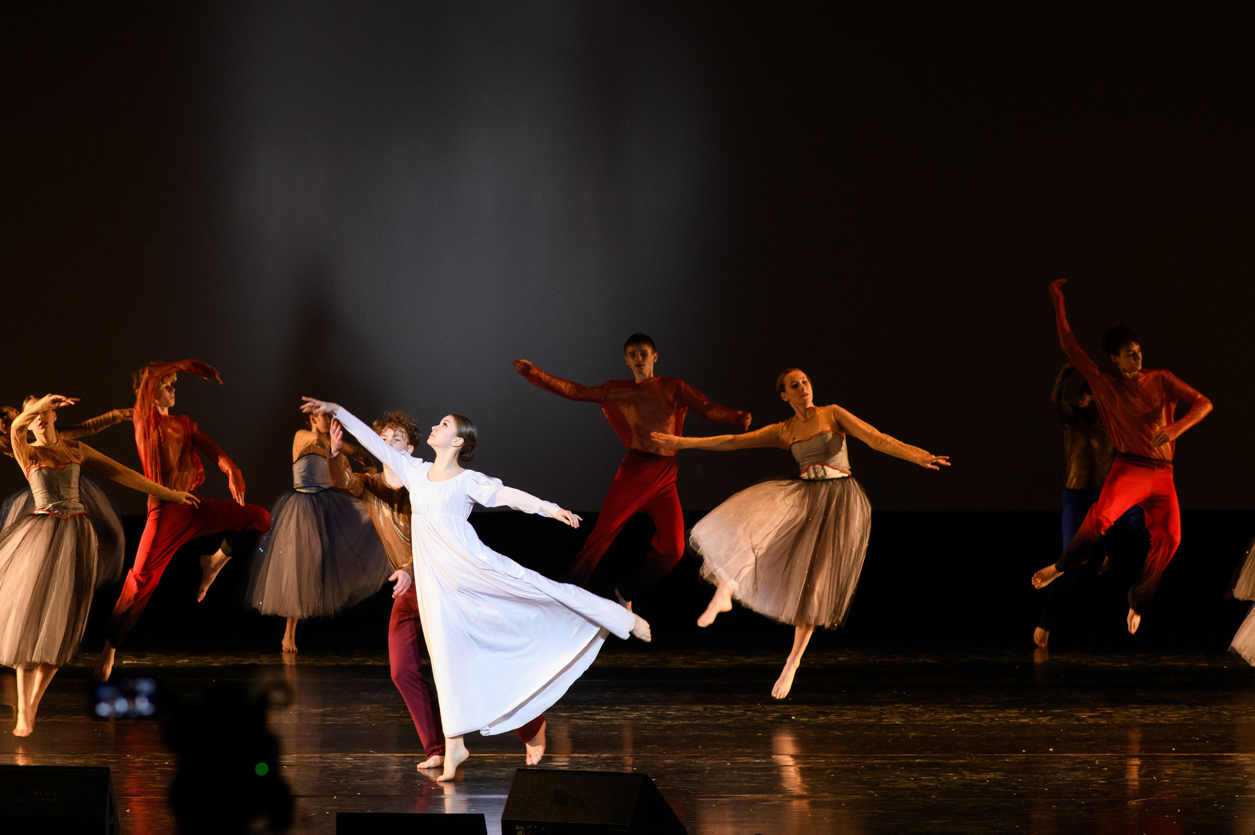 23 апреля, часть 2, БКЗ Октябрьский, г. Санкт-Петербург. Золотое яблочко