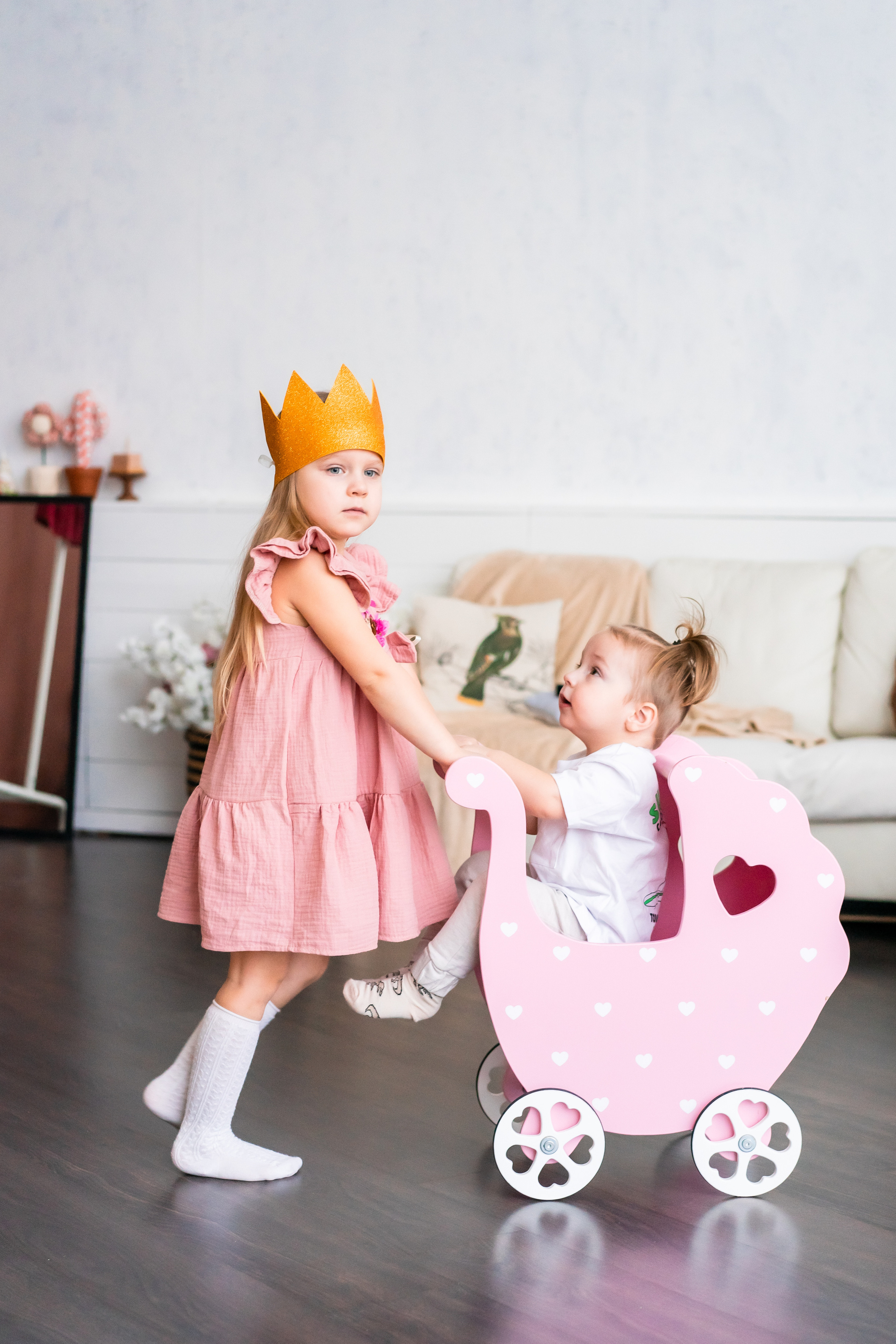 С Днём Рождения ребенка, портрет. Детская, семейная фотостудия в Санкт-Петербурге