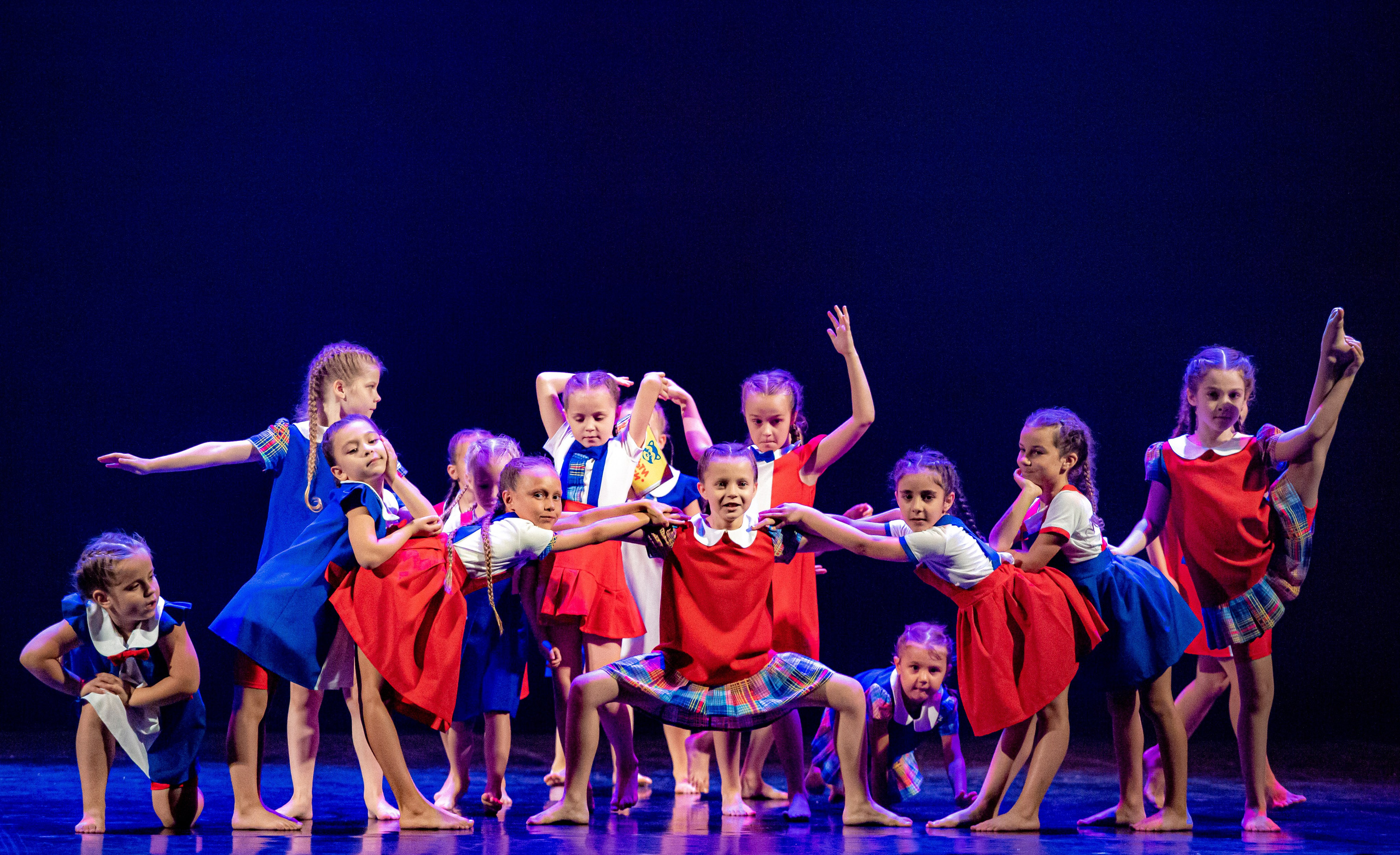 ОТЧЕТНЫЙ КОНЦЕРТ ХОРЕОГРАФИЧЕСКОЙ ШКОЛЫ НИКА. Фотограф в Сочи Юрий Шептаев