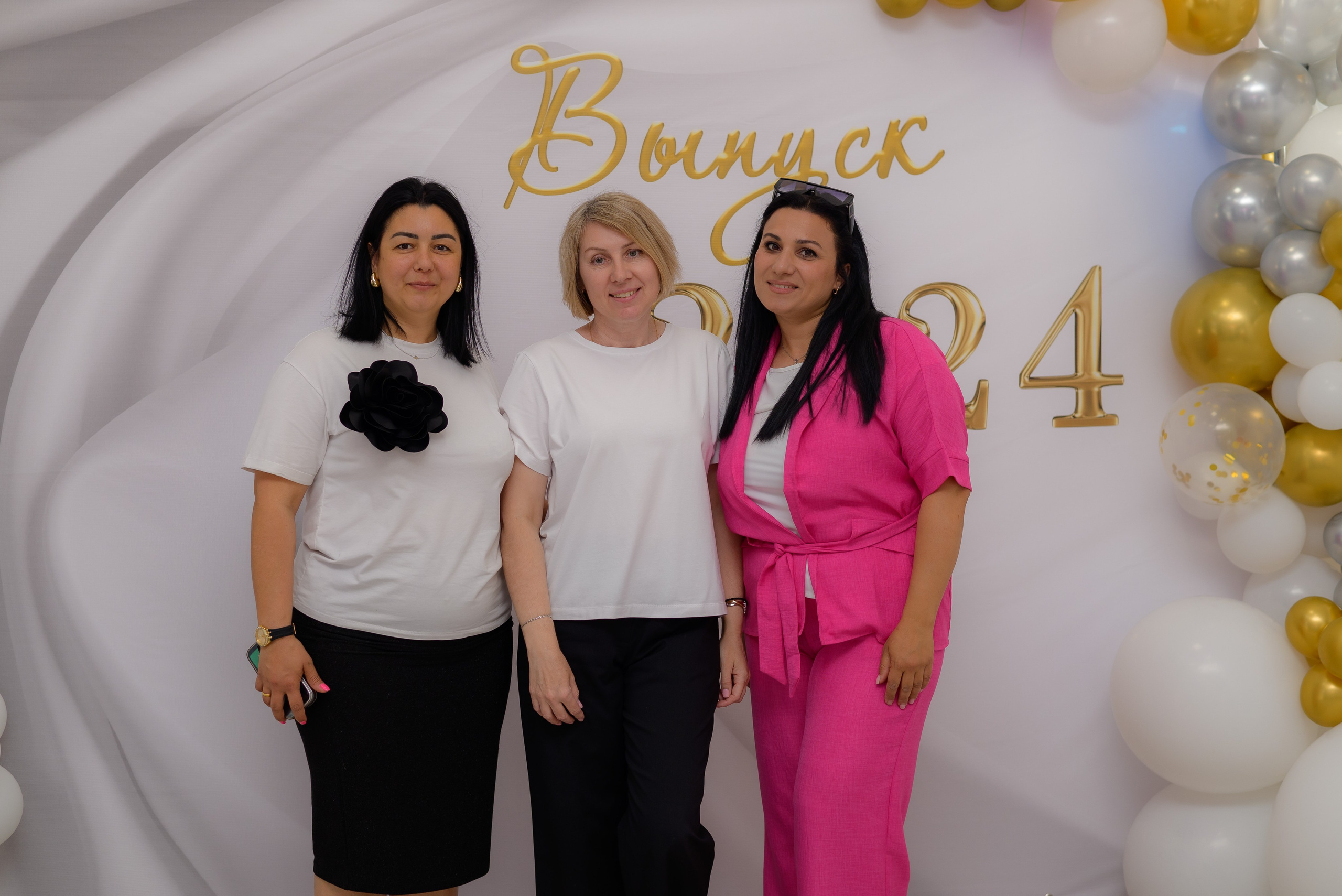 Выпускной 4классы. Выпускные книги Анапа Новороссийск Краснодар