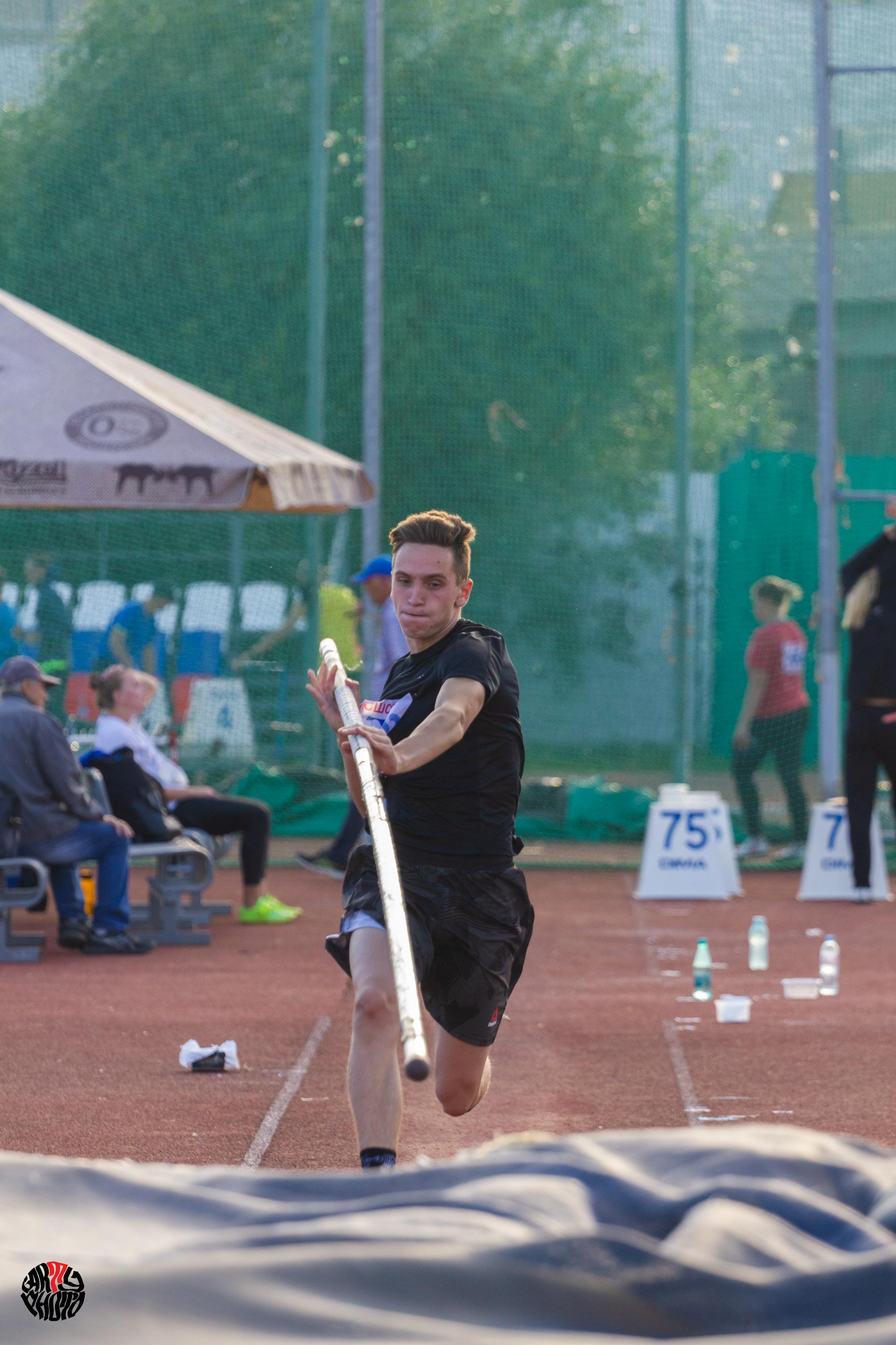 НЕ легкая атлетика. ФОТОГРАФ Артем Кулишов