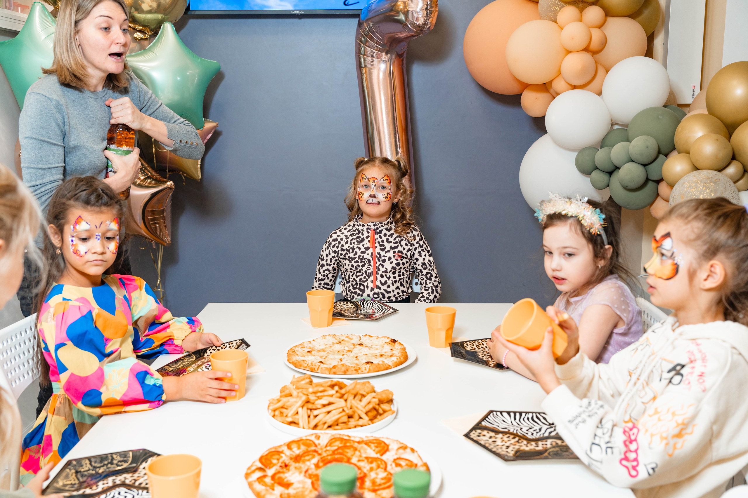 День Рождения Лауры в TiDi-клуб. Фотограф Никита Комаров