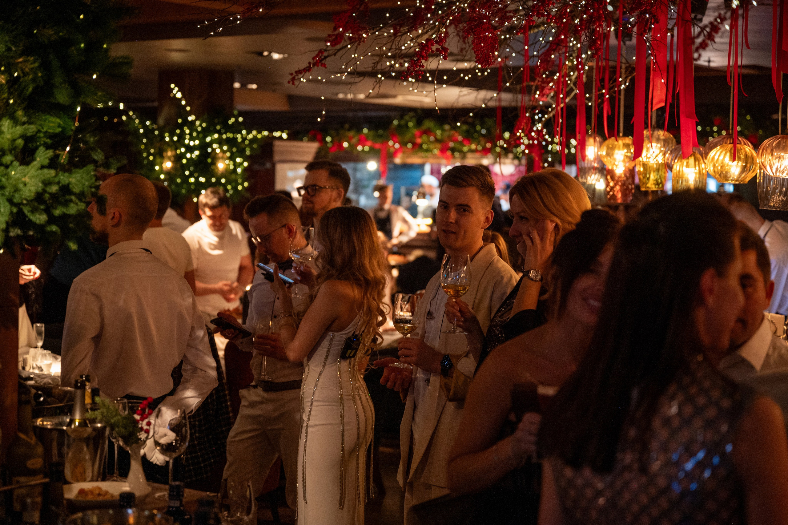 Новый год 2025 в ресторане Red Fox. Репортажный фотограф в Красной Поляне и Сочи Павлюченко Екатерина
