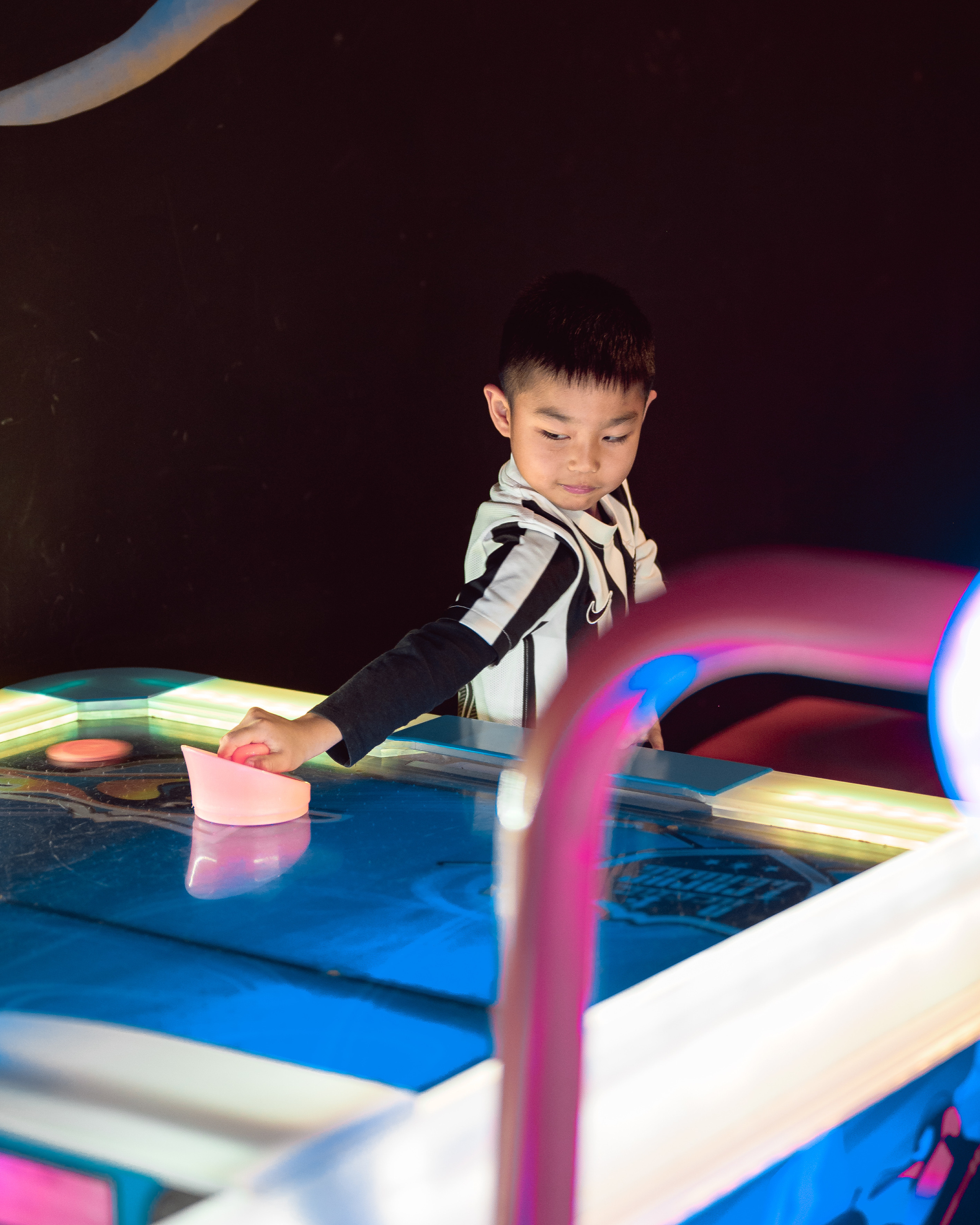 НЕОНОВЫЙ ПРАЗДНИК. Фотограф в Белграде Чугреева Елена