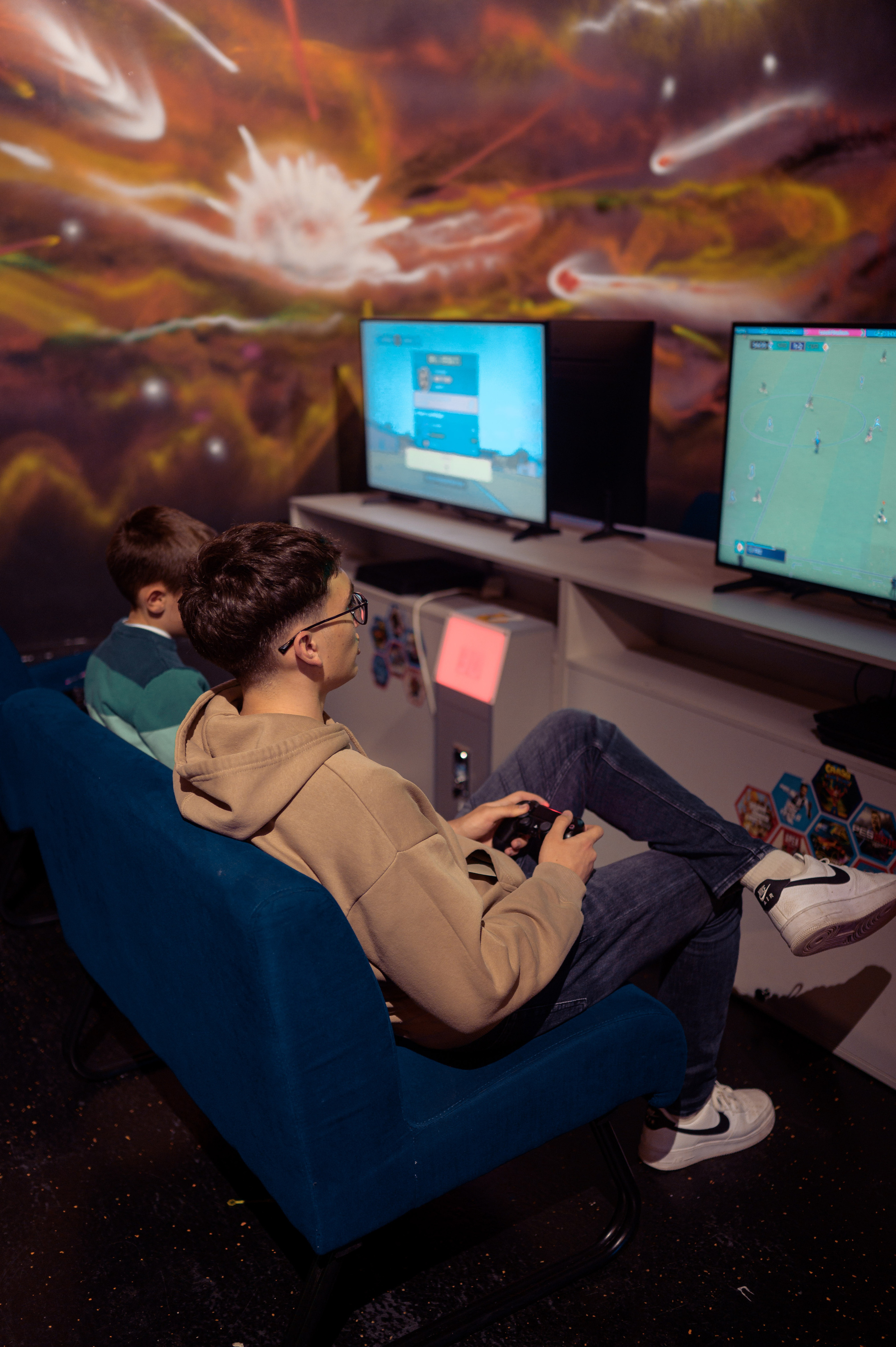 НЕОНОВЫЙ ПРАЗДНИК. Фотограф в Белграде Чугреева Елена